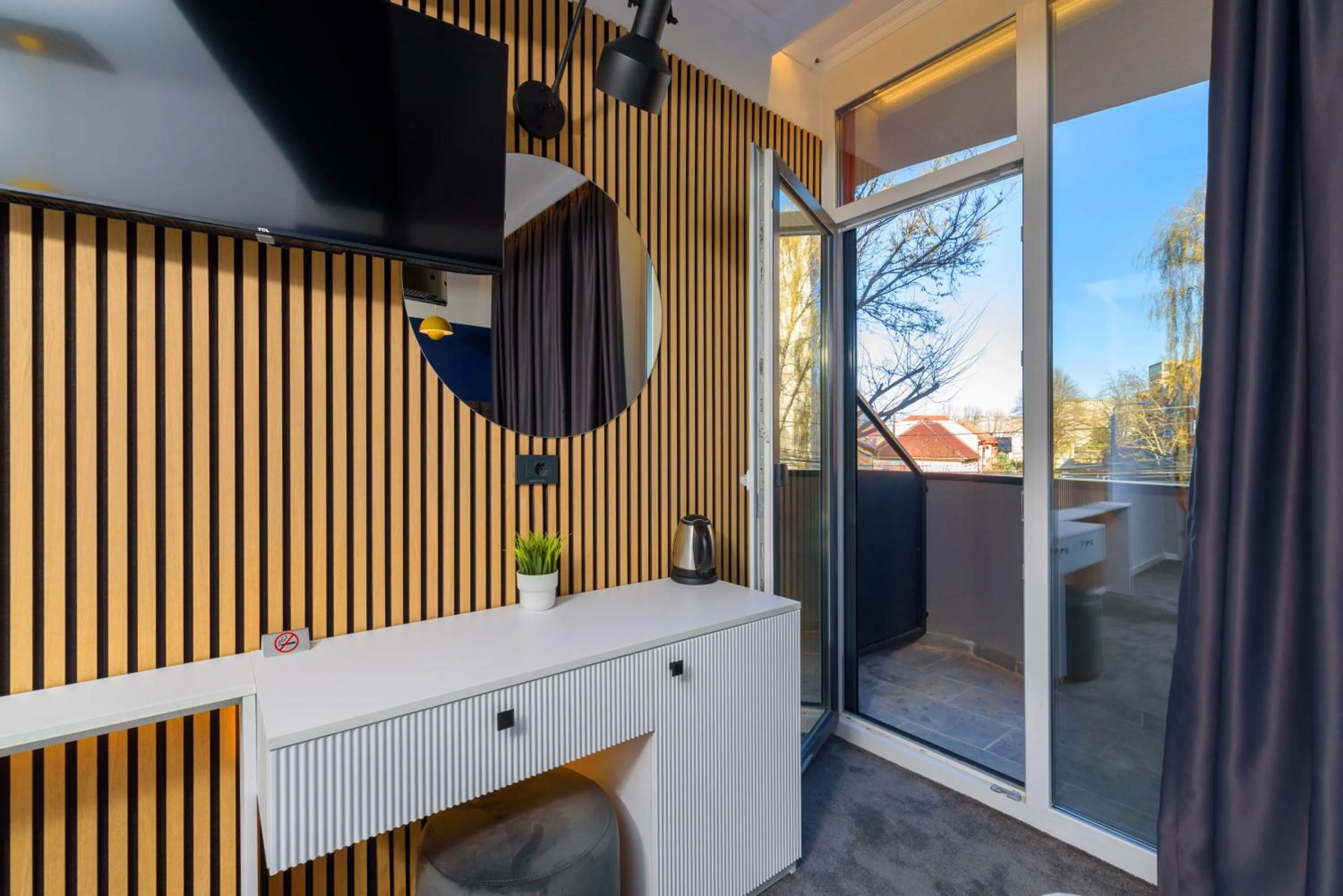 Coffee/tea facilities in URBAN BUDGET HOTEL