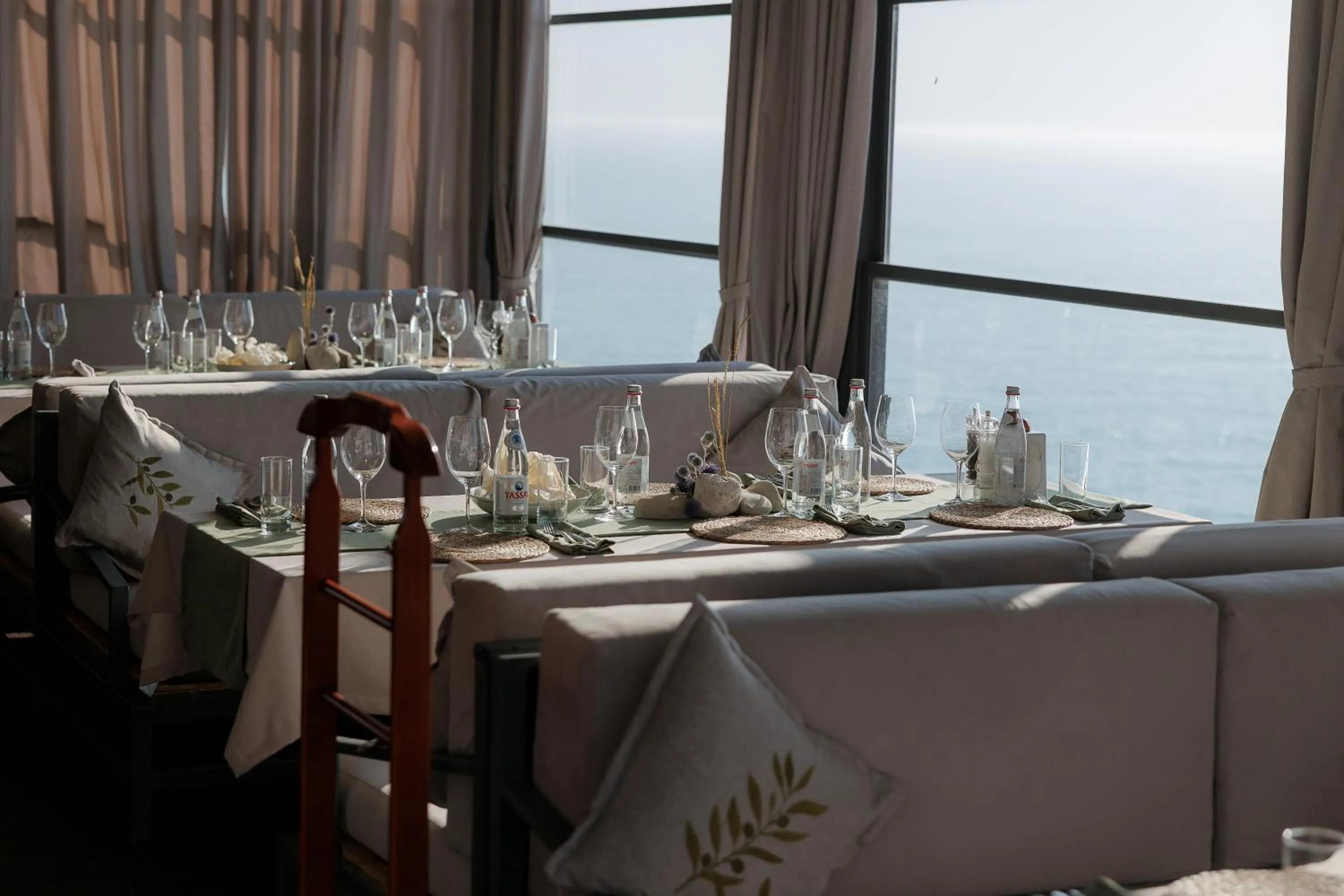 Restaurant/places to eat in Caspian Riviera Grand Palace Hotel