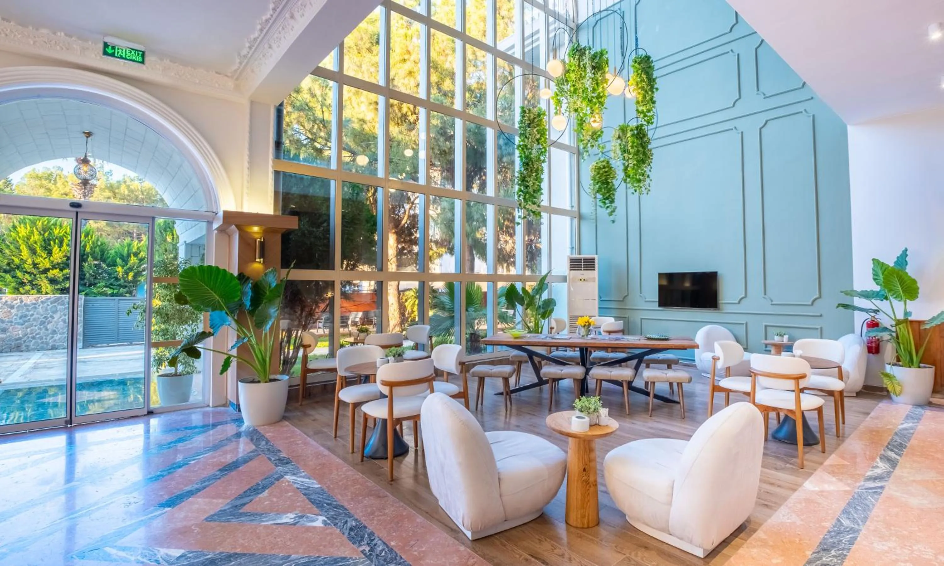 Communal lounge/ TV room in Rose Garden Premium - Ultra All Inclusive