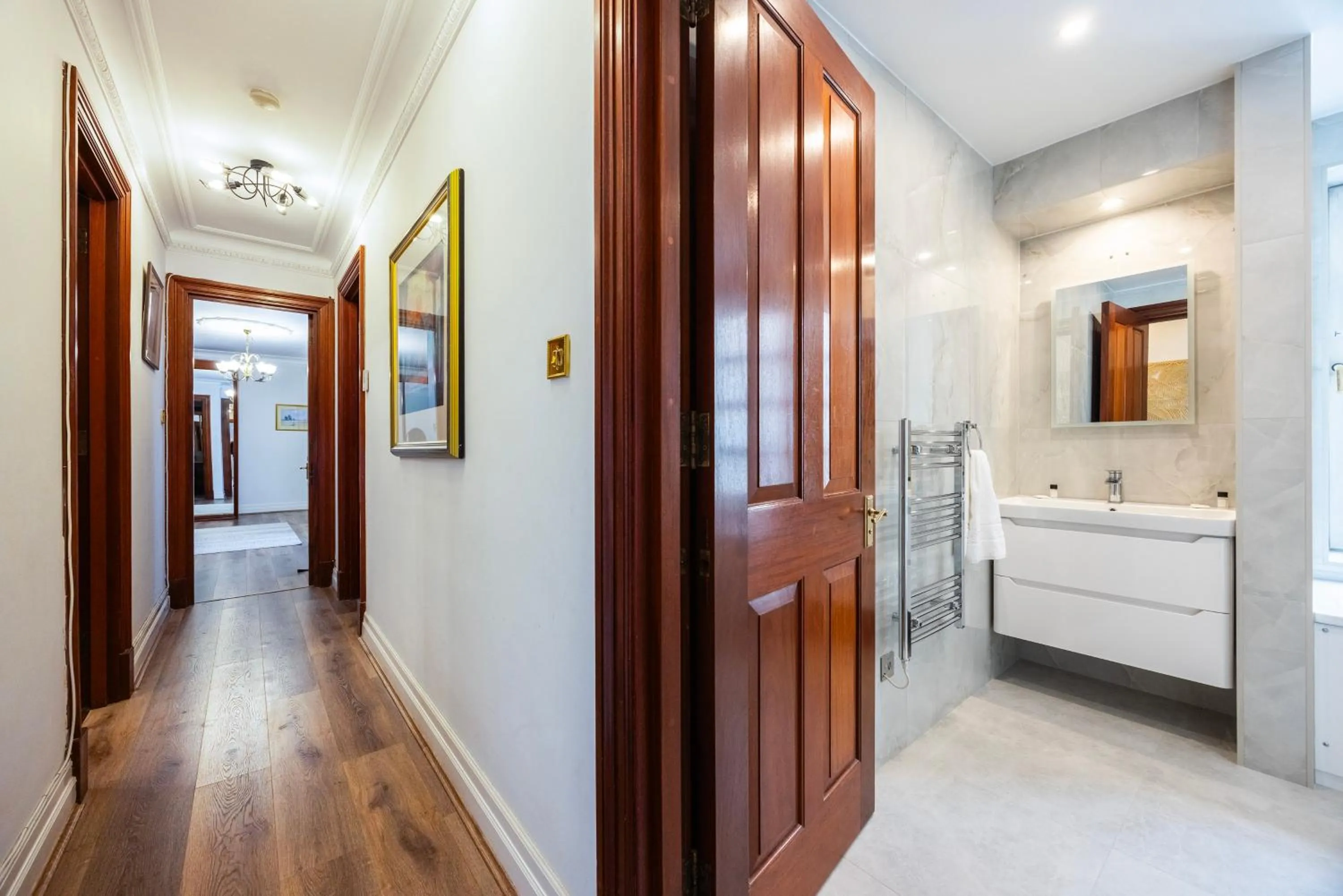 Bathroom in CARLTON COURT - MAYFAIR