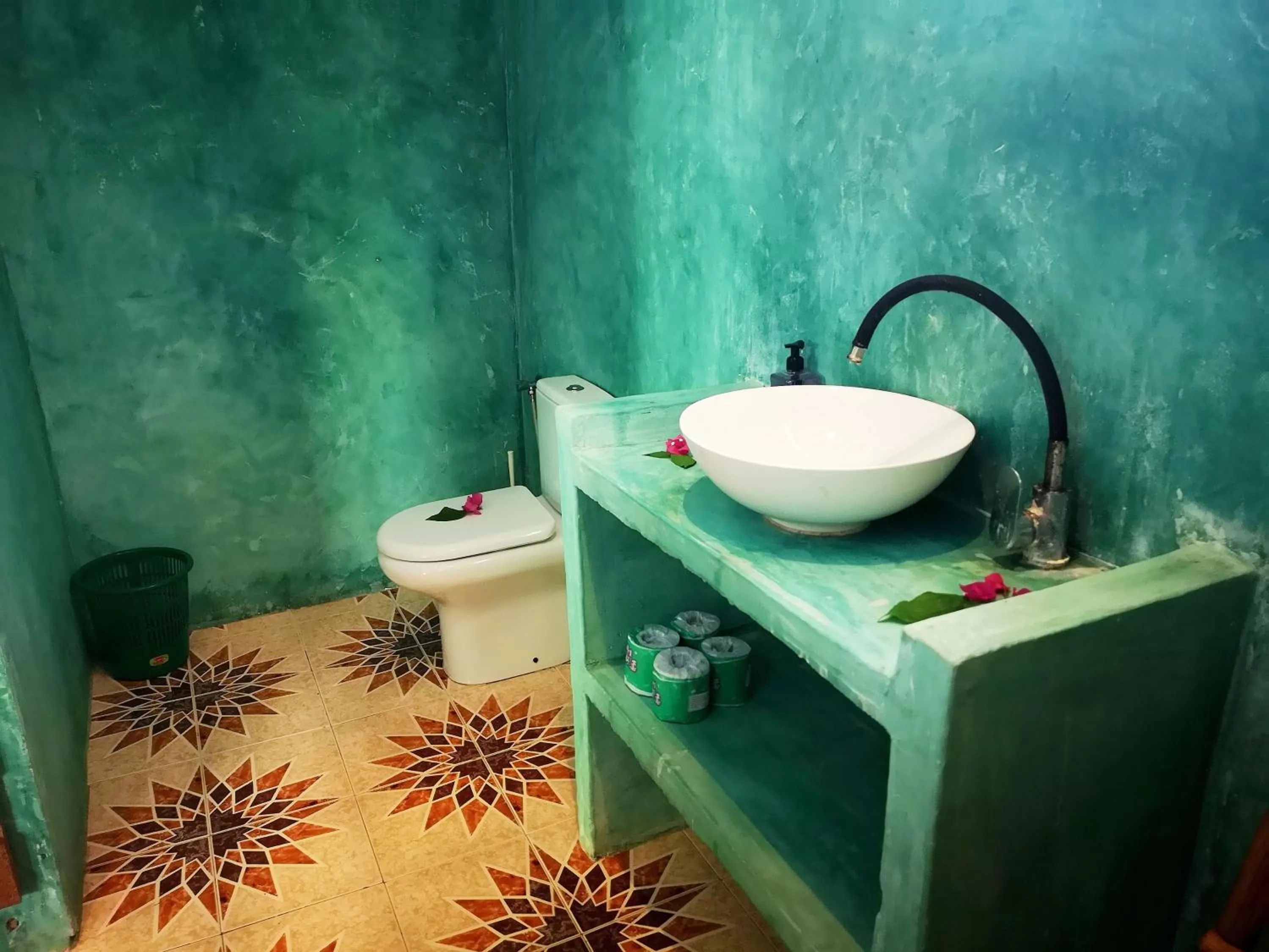 Bathroom in Demani Lodge Zanzibar