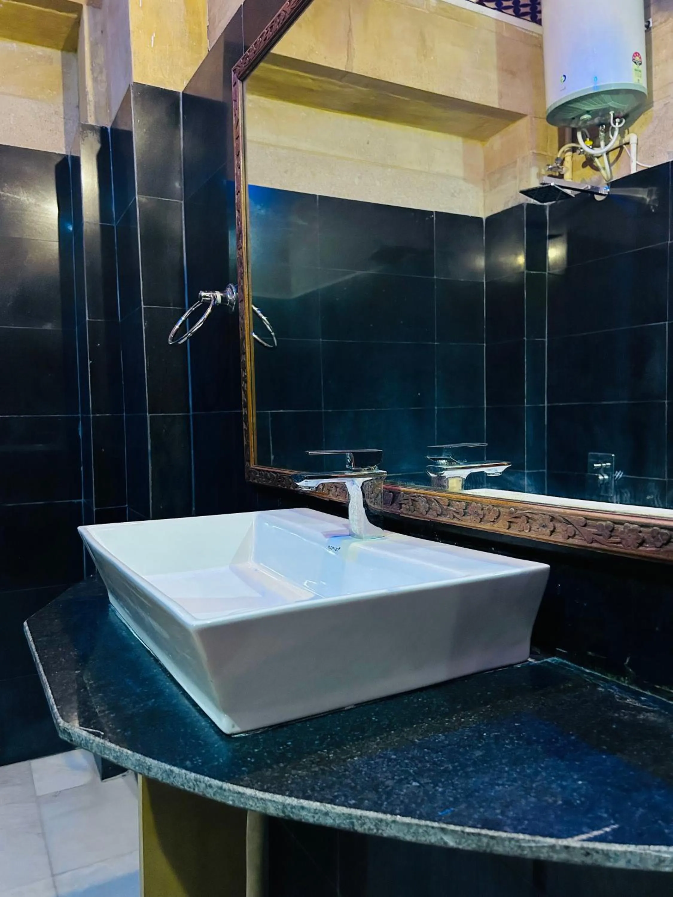 Bathroom in Hotel Pol Haveli Jaisalmer