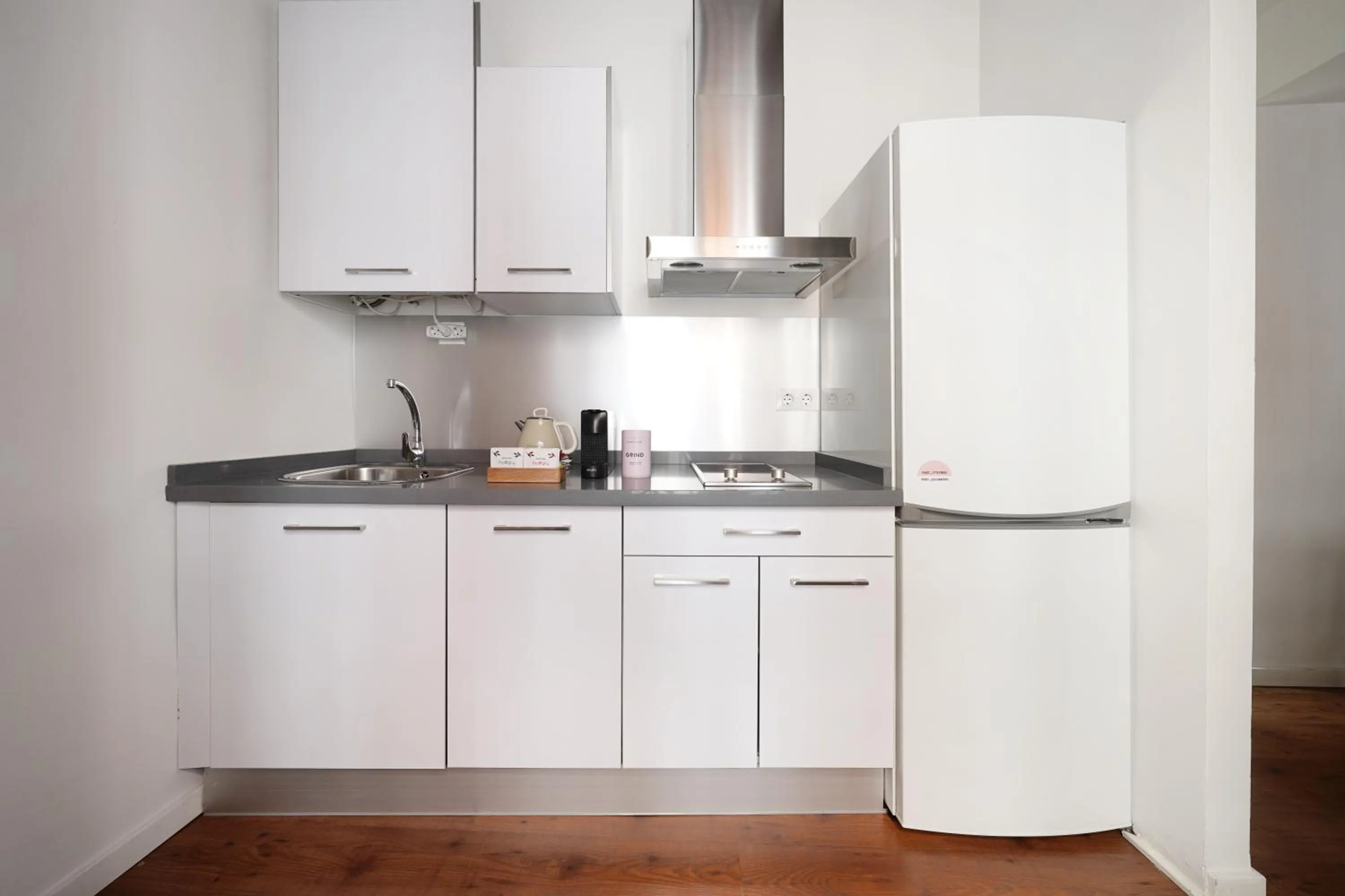 Kitchen or kitchenette in Numa Seville Alegre