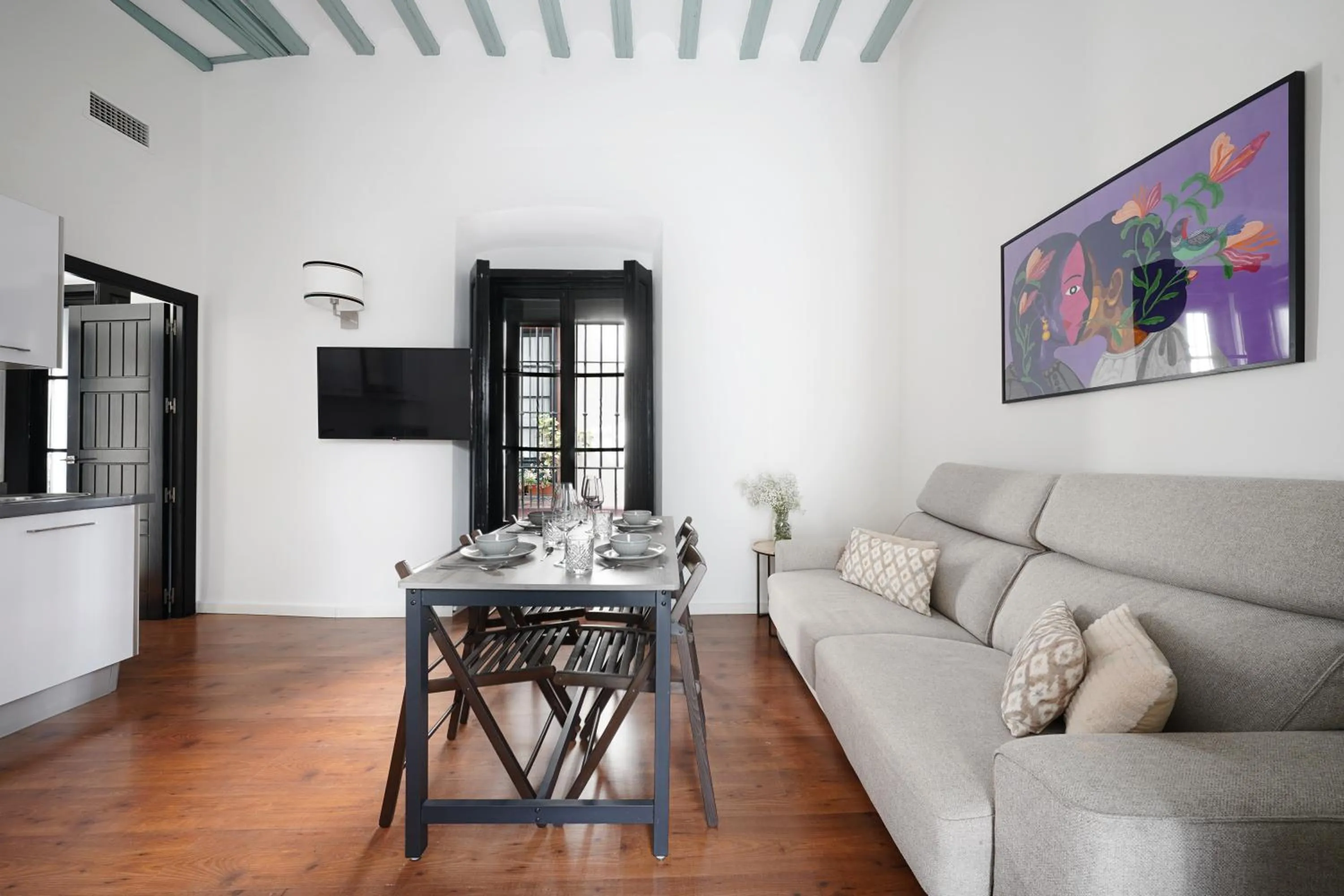 Living room in Numa Seville Alegre