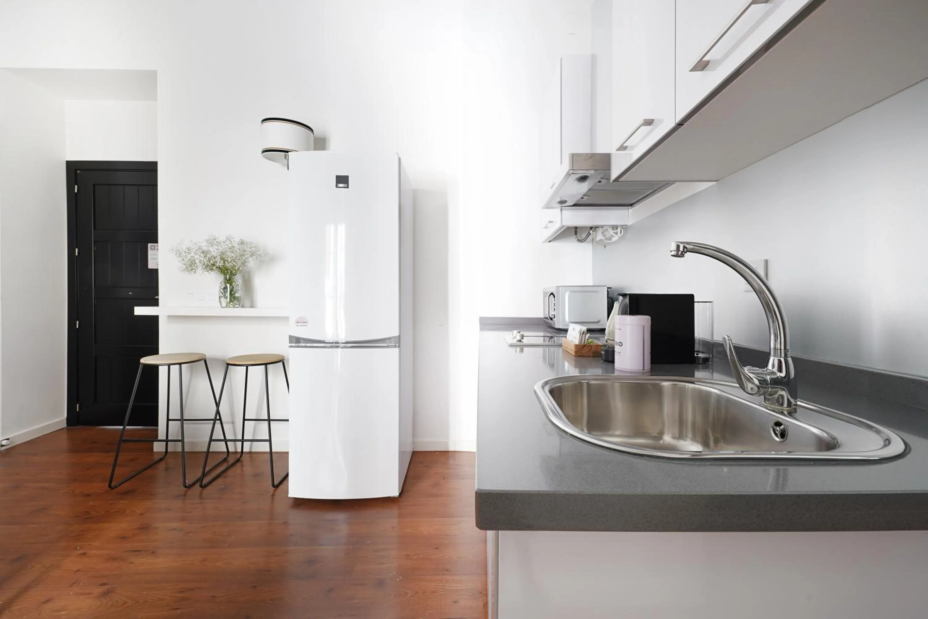 Kitchen or kitchenette in Numa Seville Alegre