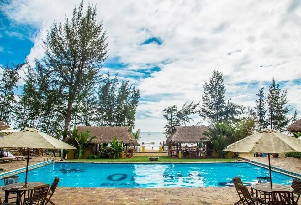Swimming pool in Orchid Boutique Beach Resort