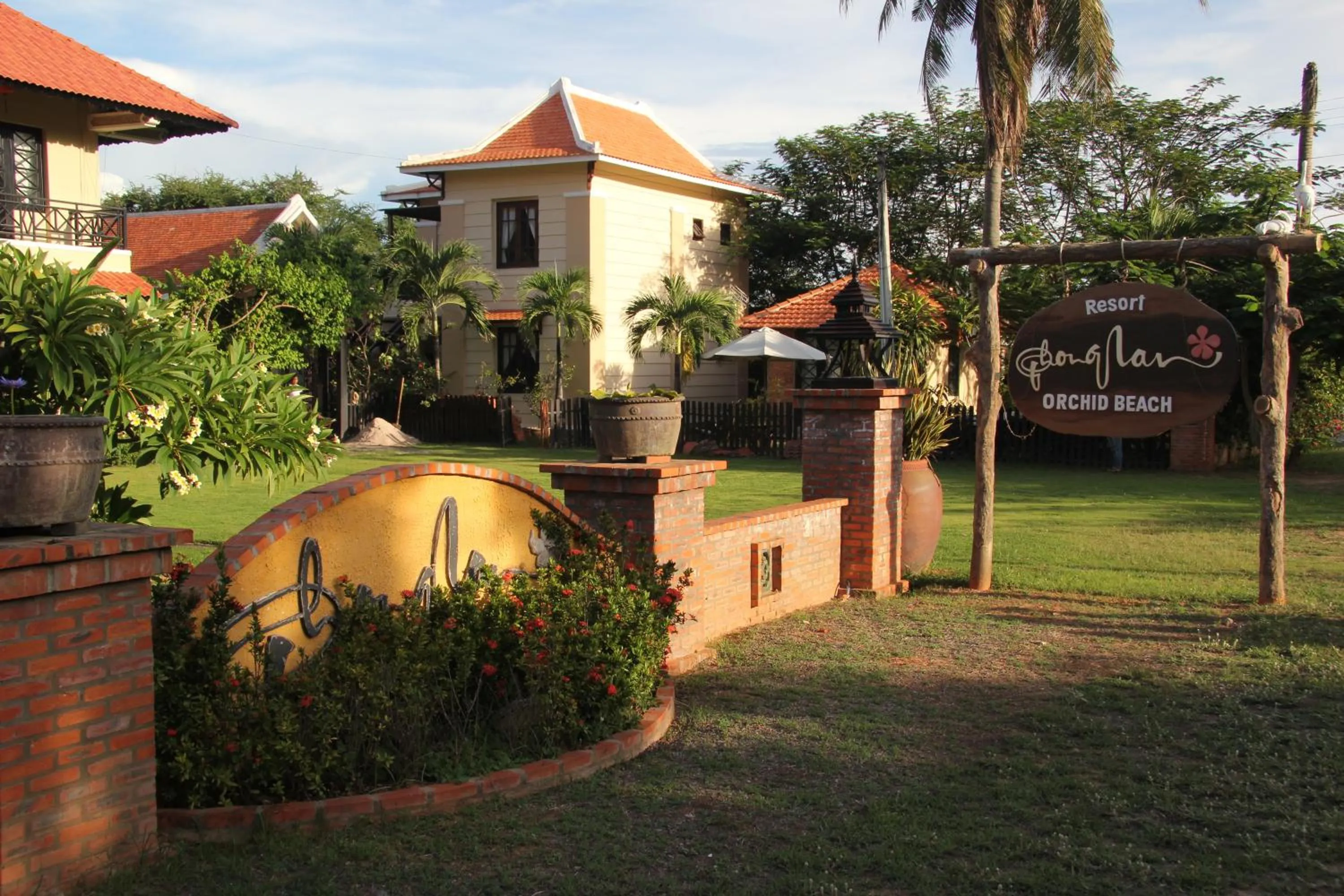 Property building in Orchid Boutique Beach Resort