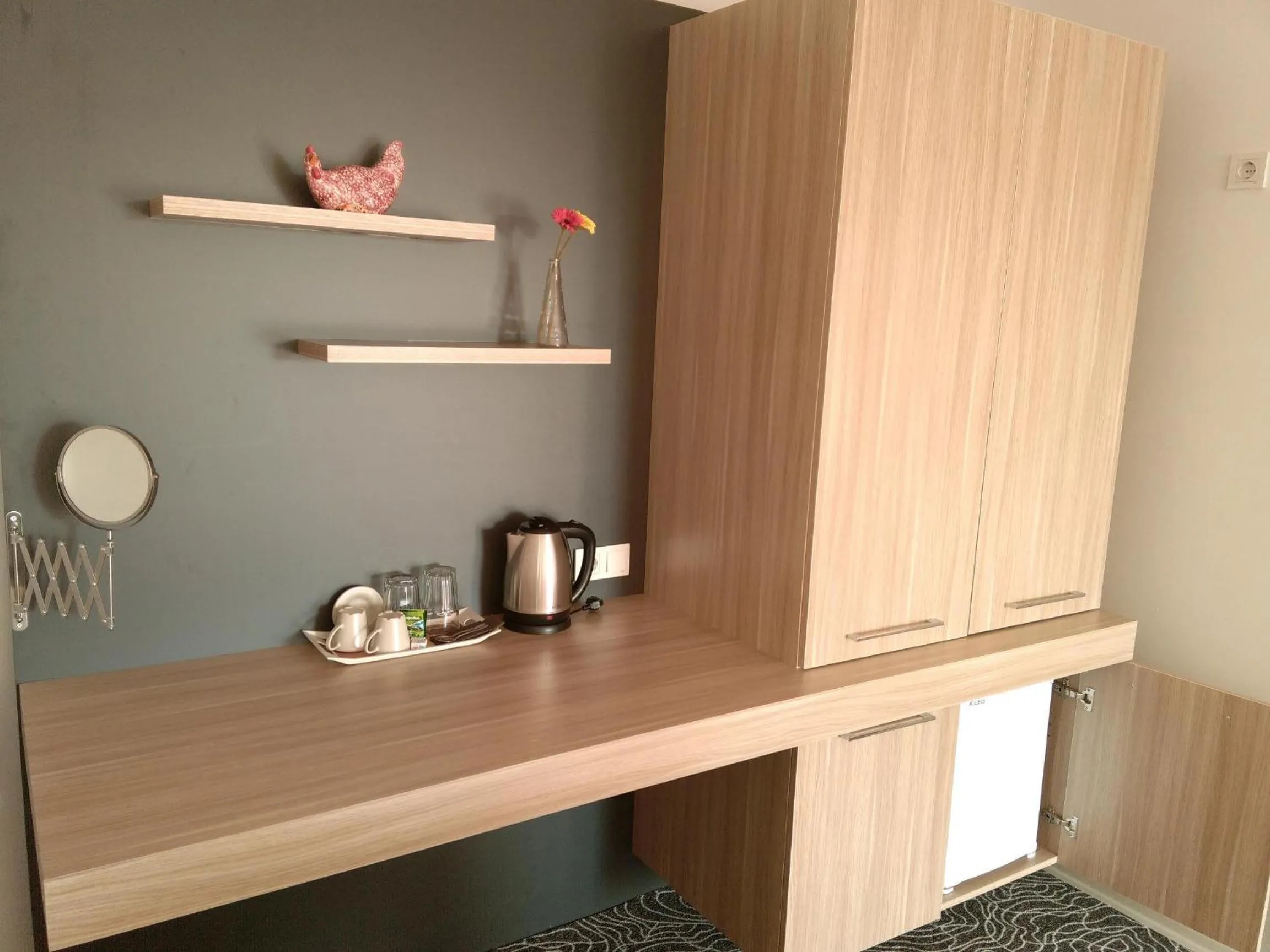 Coffee/tea facilities in KAT11