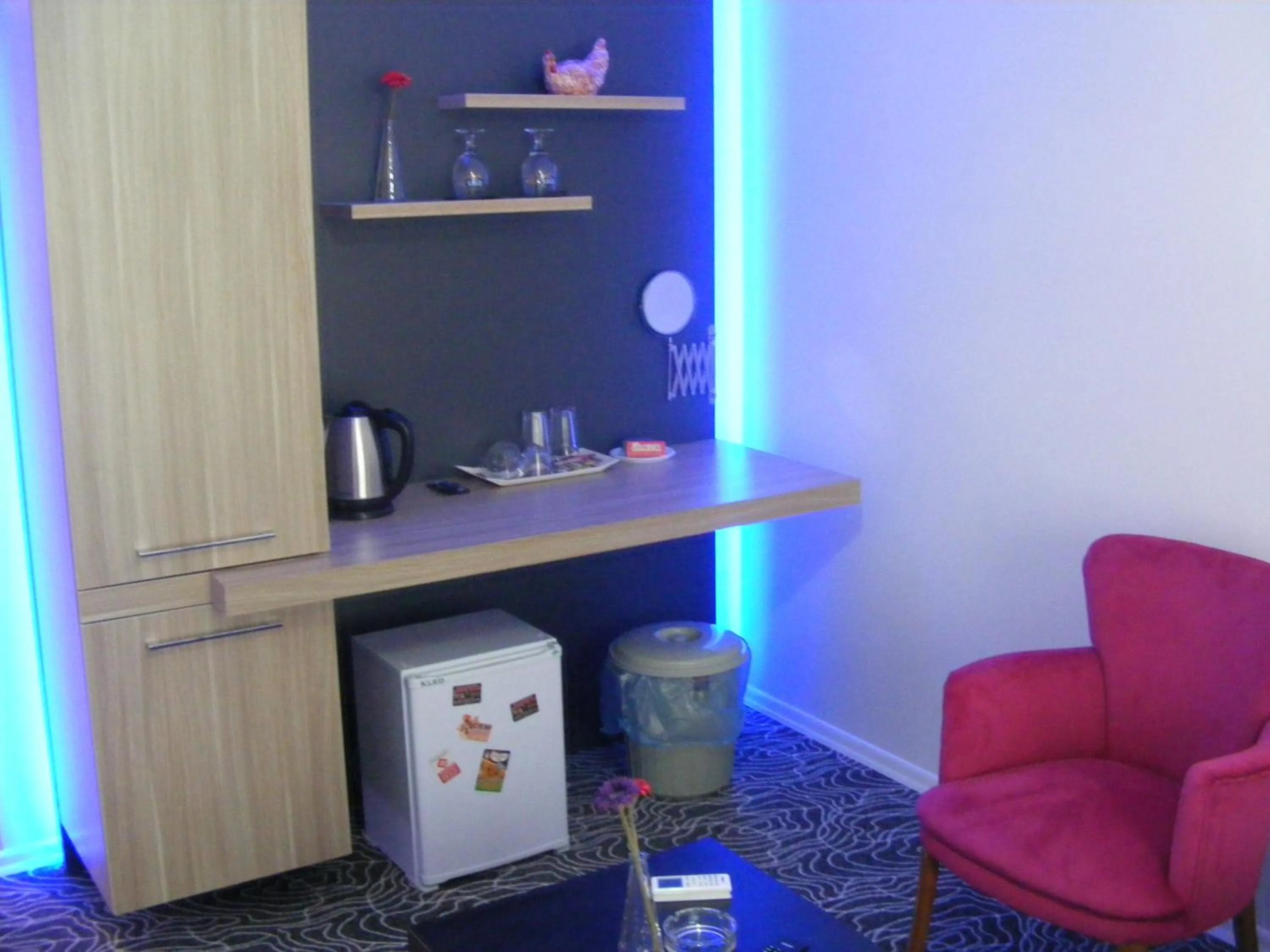 Coffee/tea facilities in KAT11