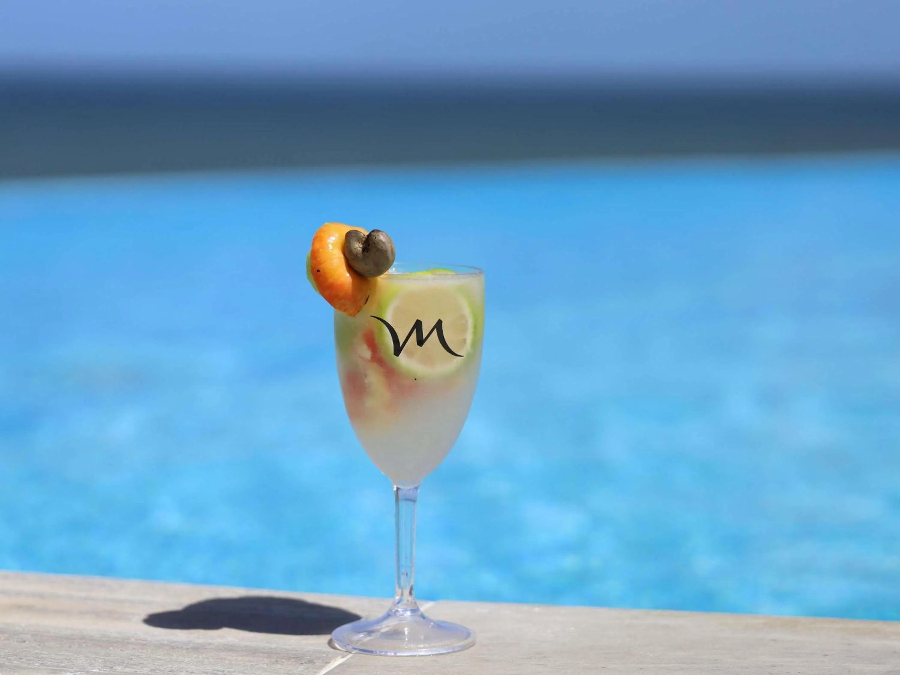 Lounge or bar in Mercure Salvador Rio Vermelho