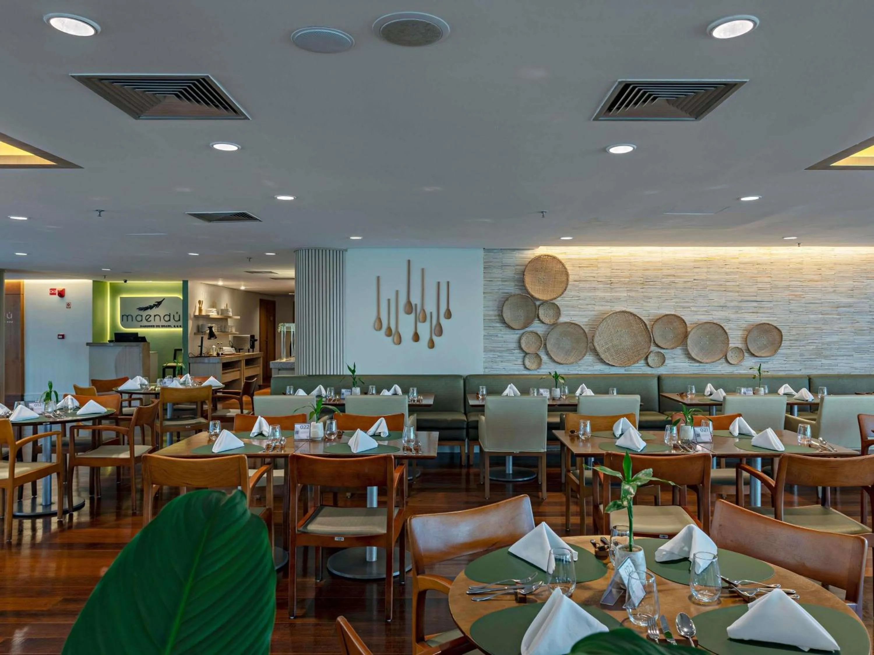 Restaurant/places to eat in Mercure Salvador Rio Vermelho
