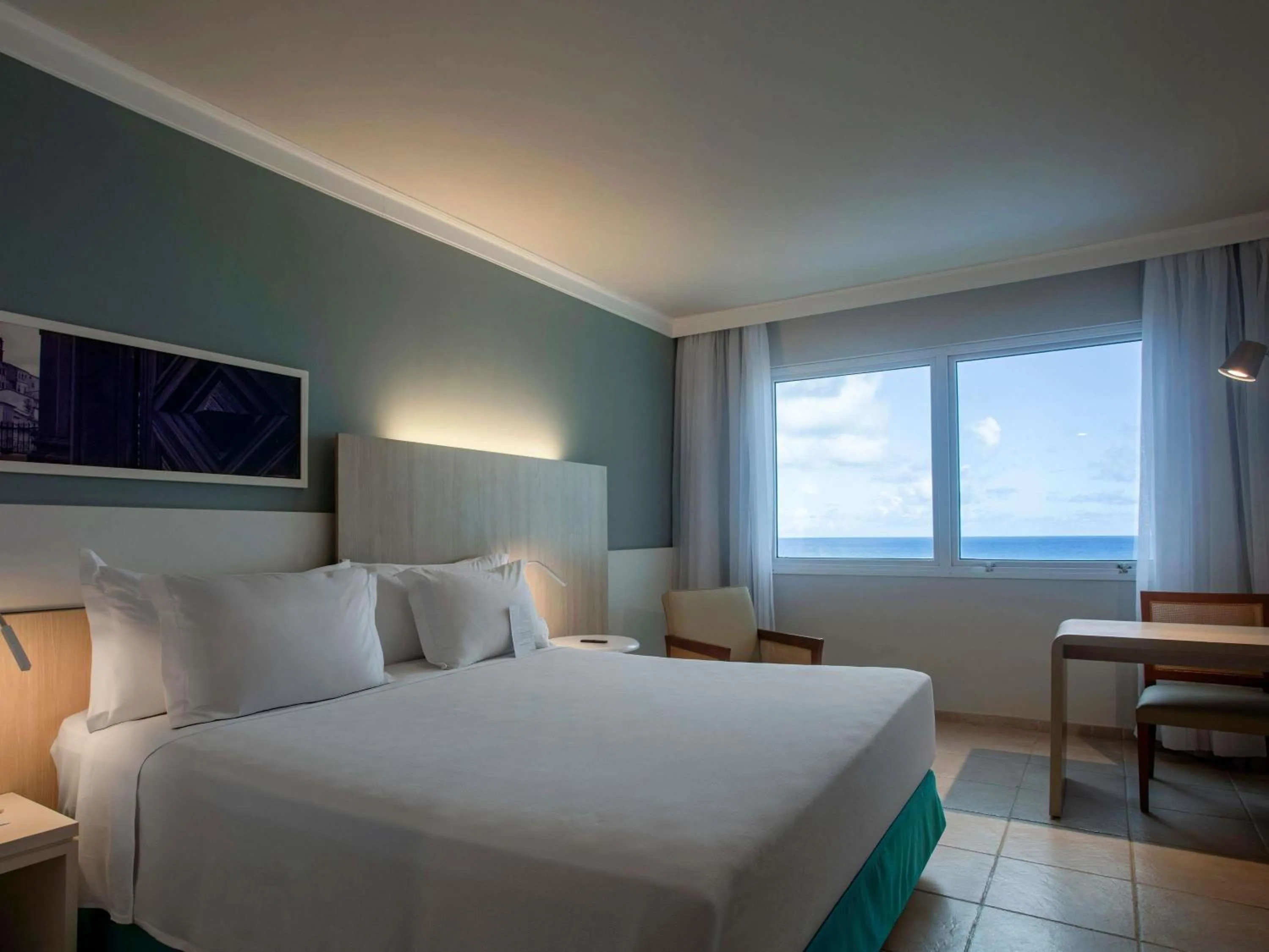 Bedroom, Bed in Mercure Salvador Rio Vermelho