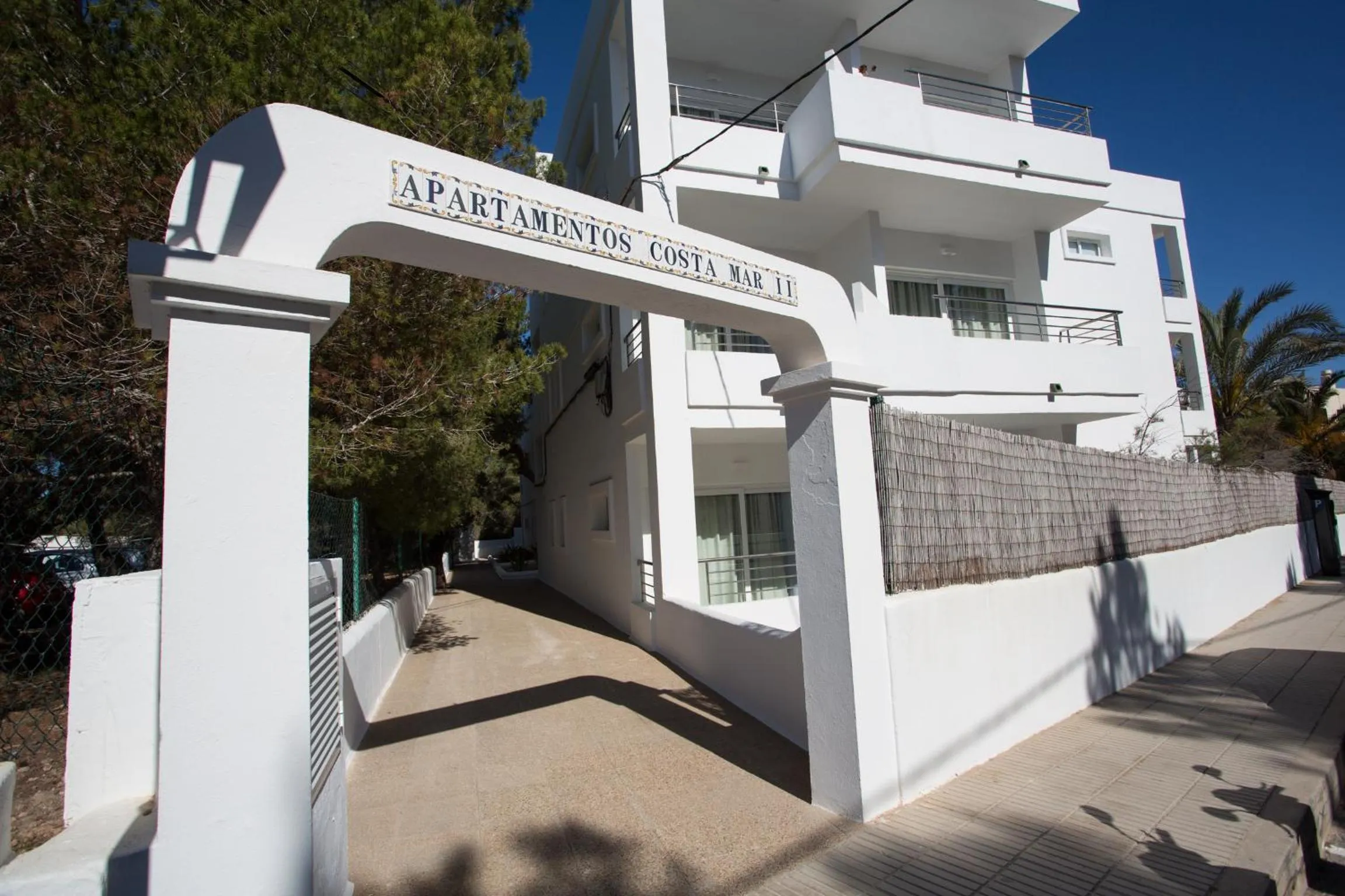 Property building in Apartamentos Costamar II