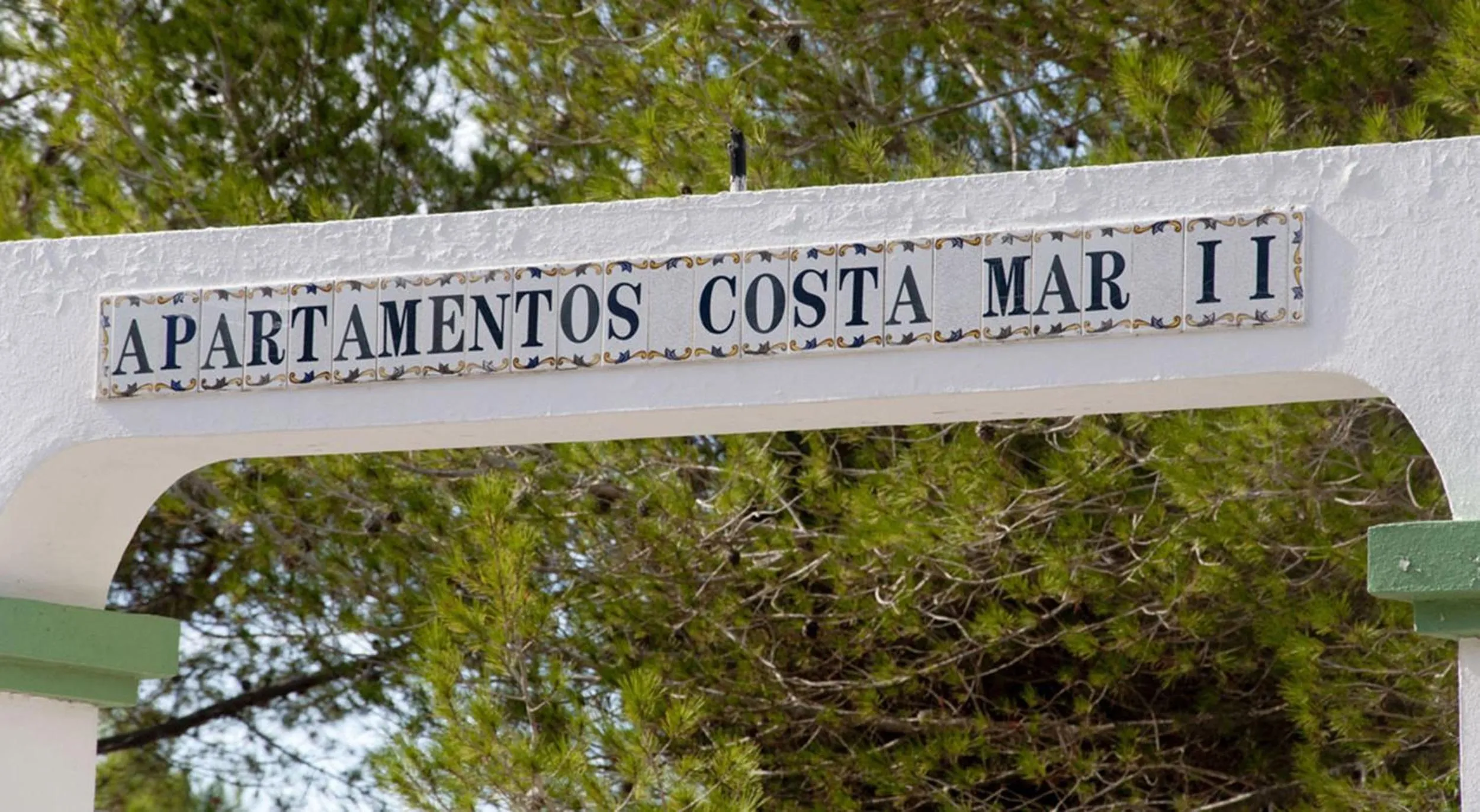 Day in Apartamentos Costamar II