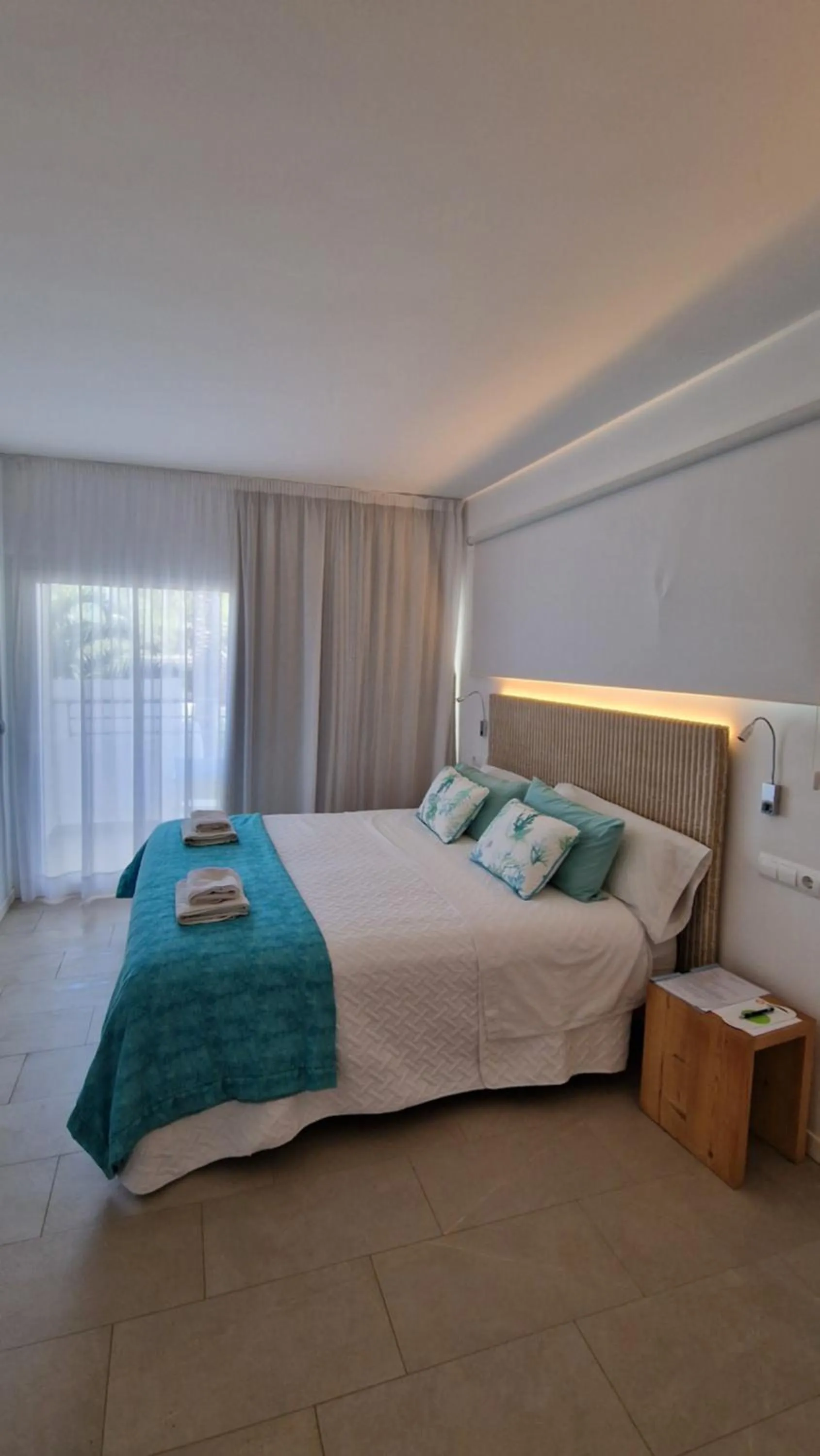 Photo of the whole room, Bed in Apartamentos Costamar II