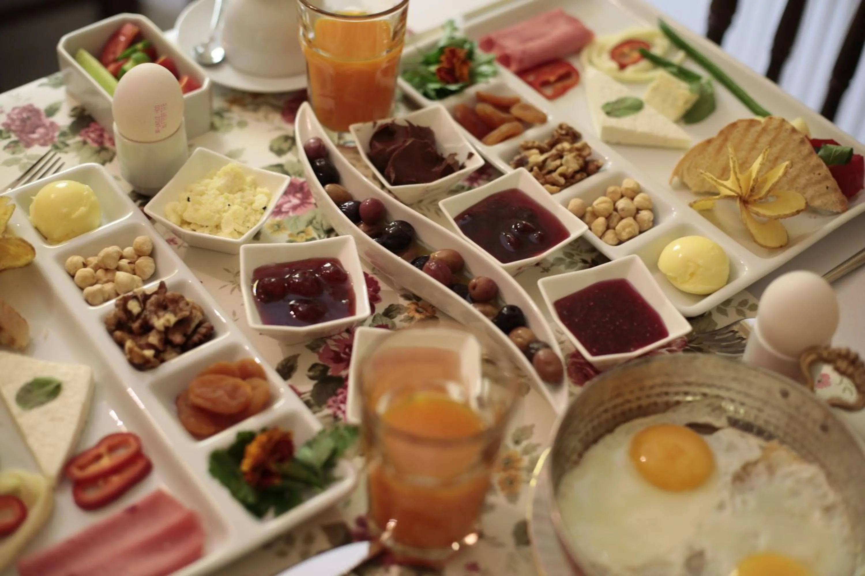 Food and drinks in Turkish Cave House