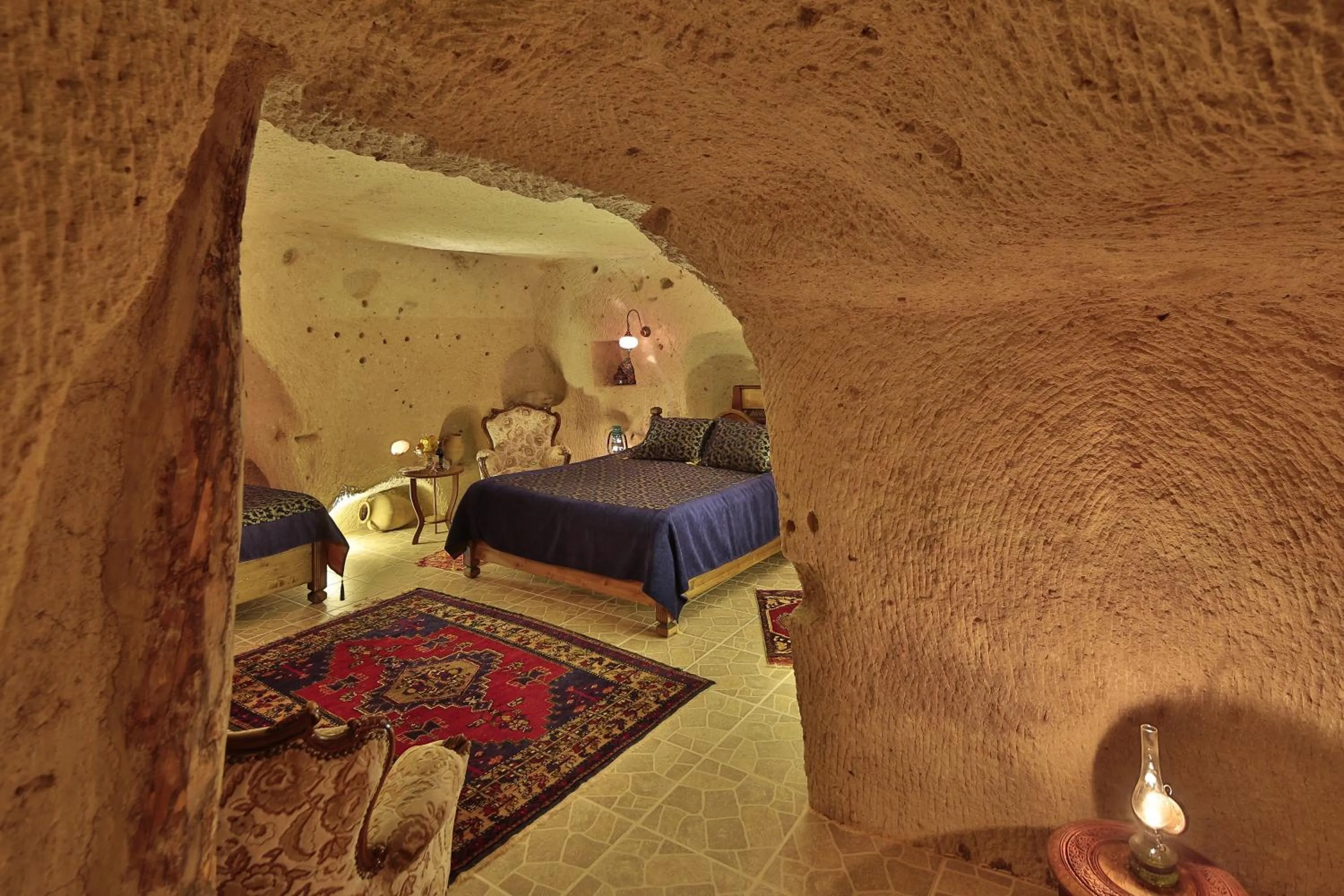 Photo of the whole room, Bed in Turkish Cave House