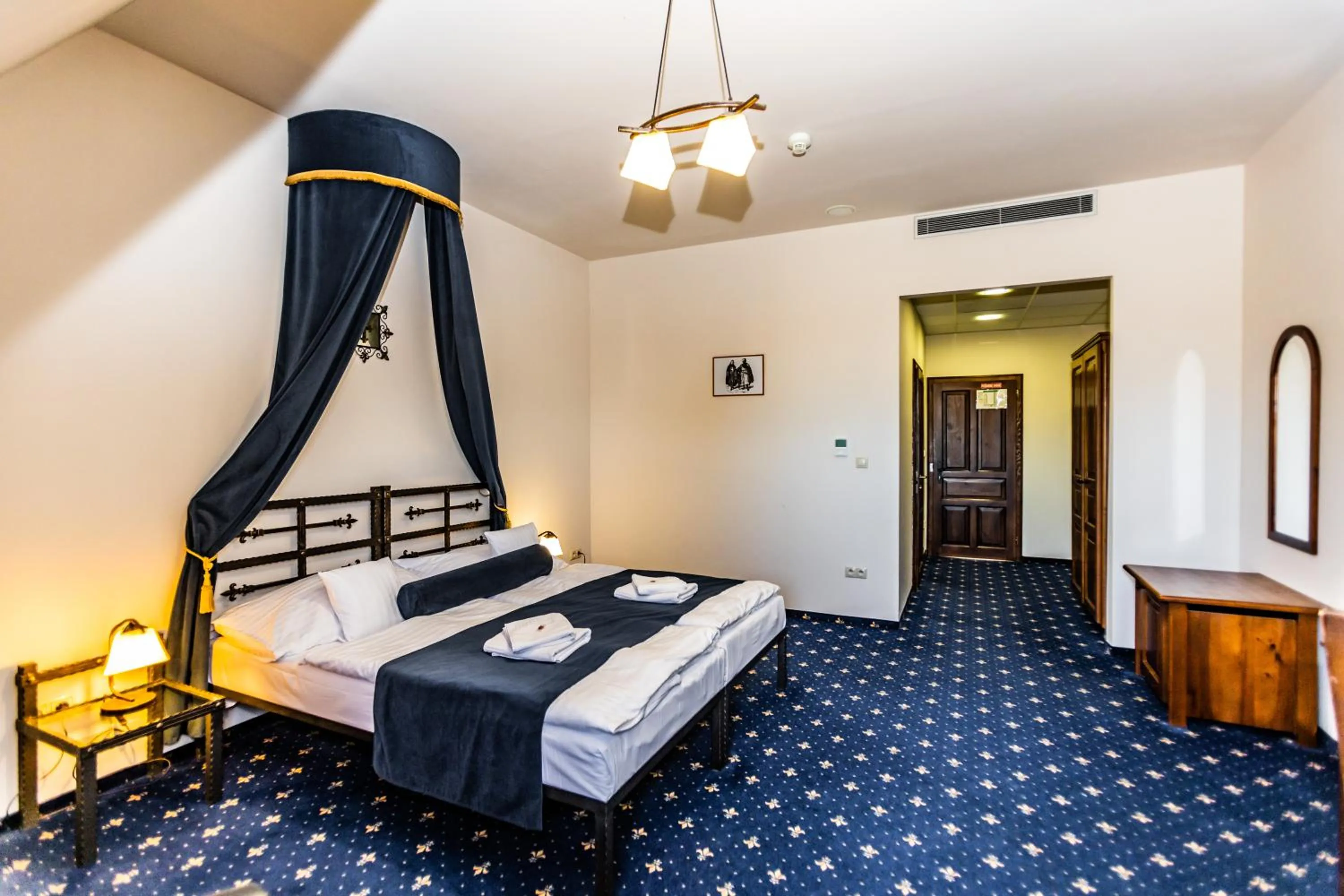 Bed in Hotel Grand Vígľaš