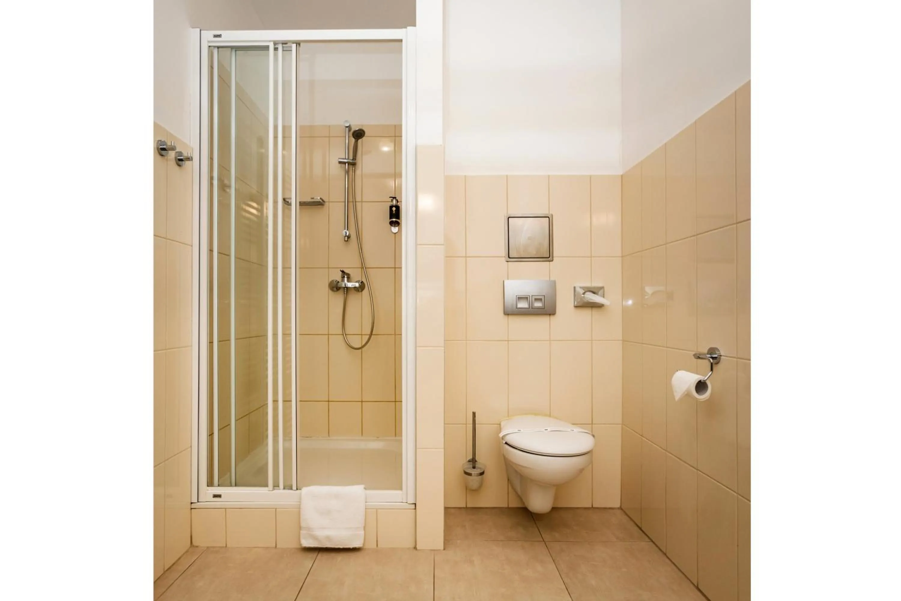 Shower in Hotel Grand Vígľaš