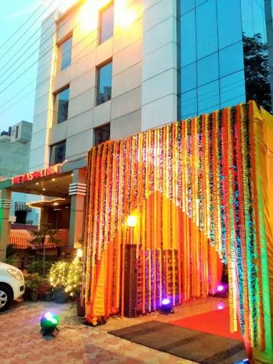Property building in Hotel Vaishali Inn Ghaziabad