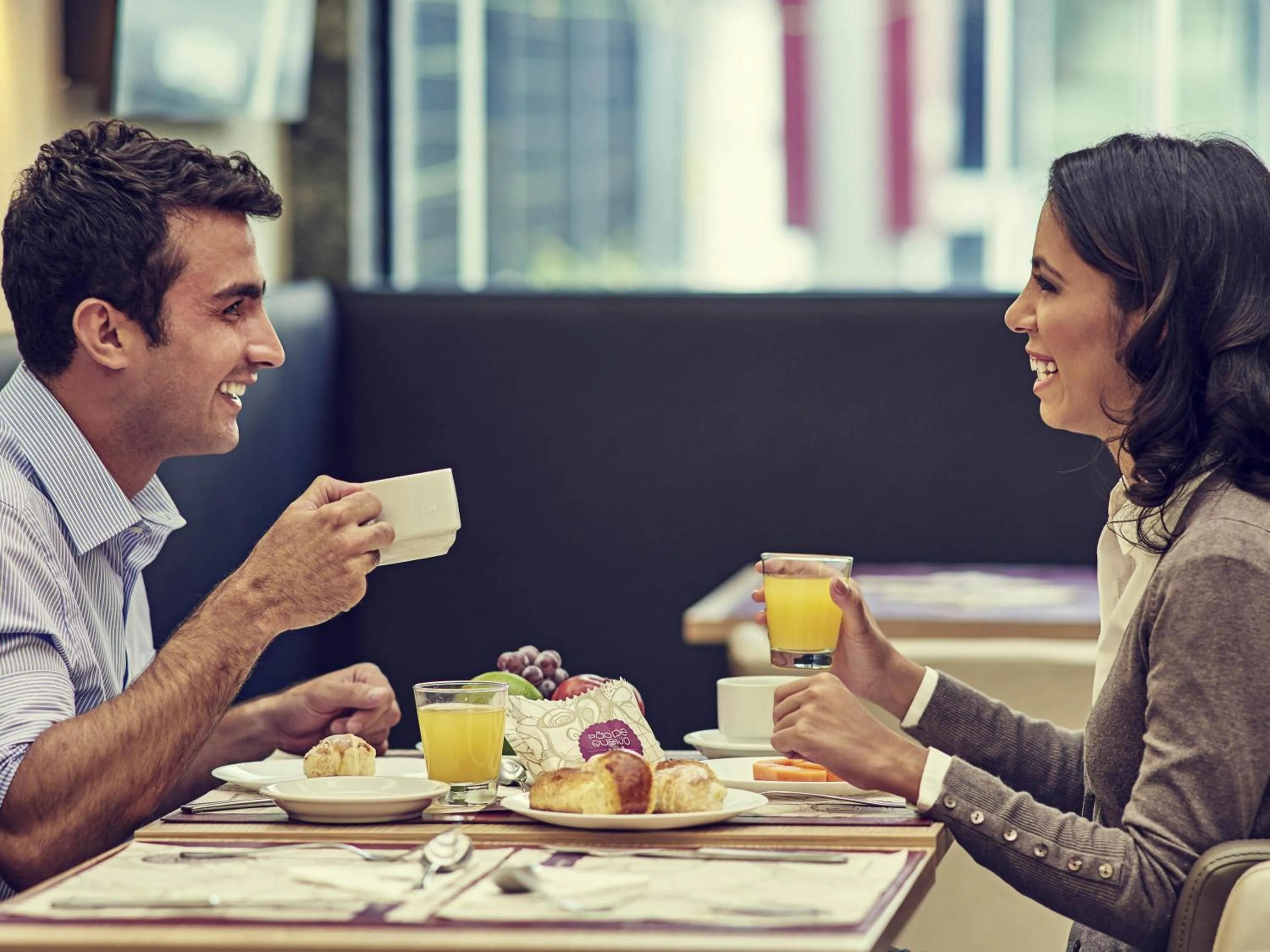 Restaurant/places to eat in Mercure Sao Paulo Pamplona