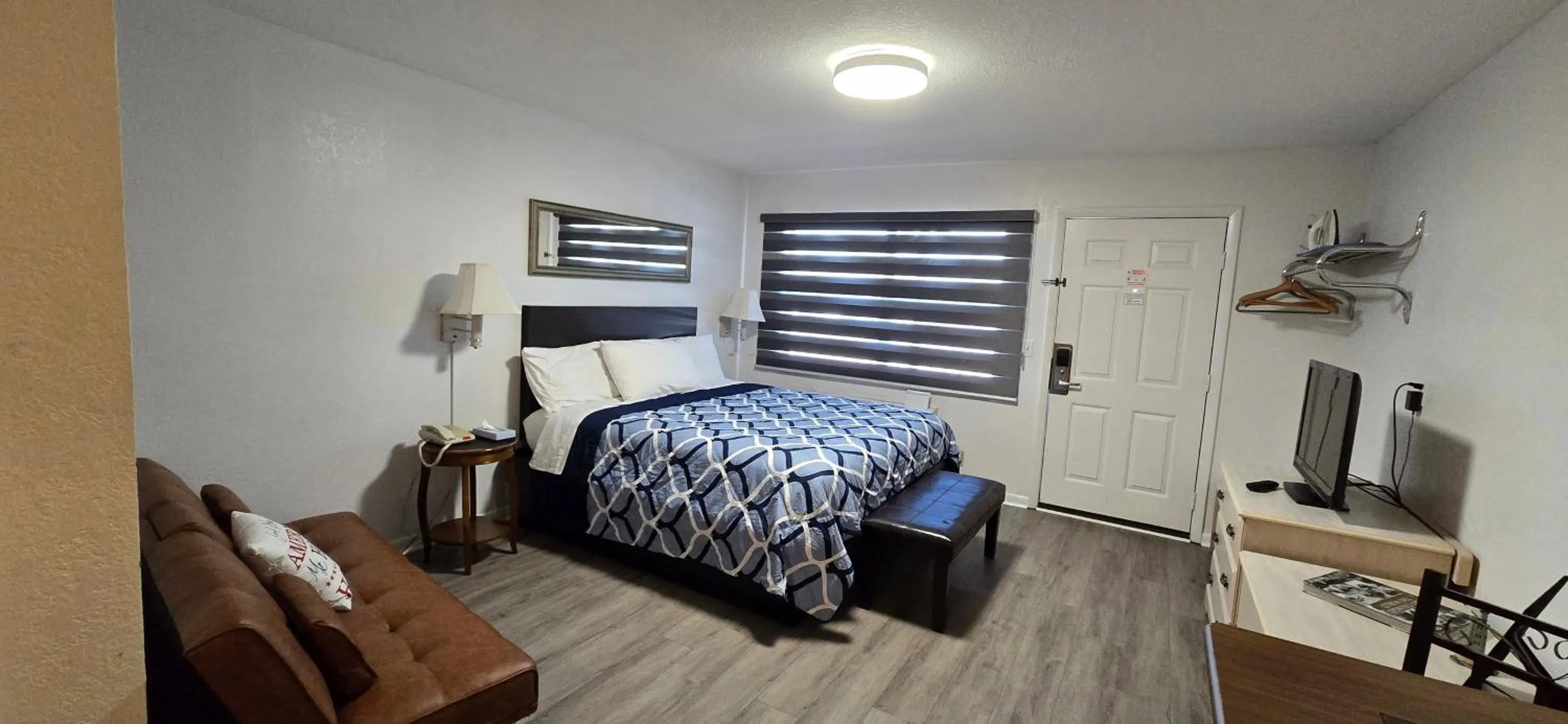 Bed in Merida Inn & Suites