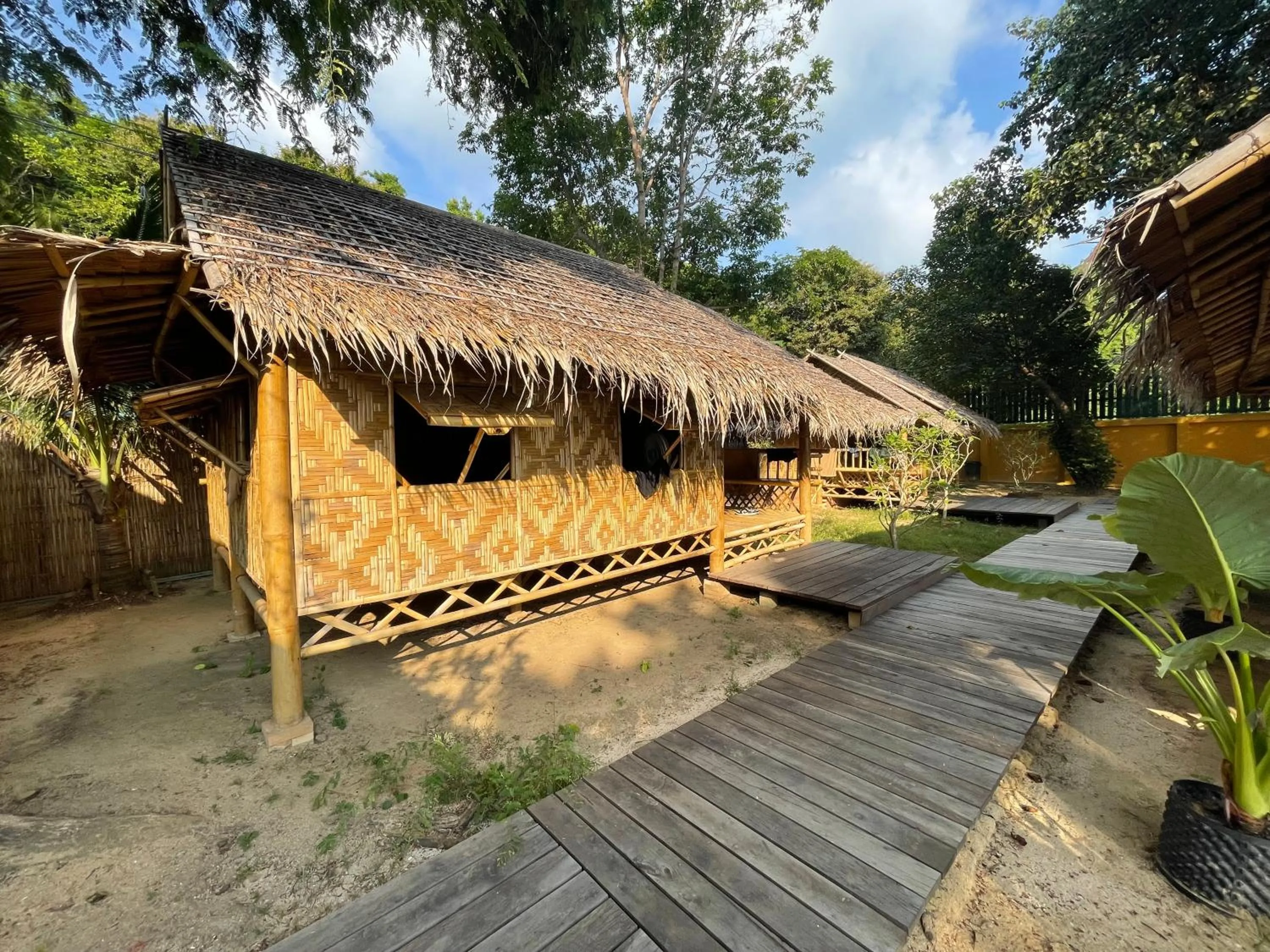 Property building in Phaluai Villa