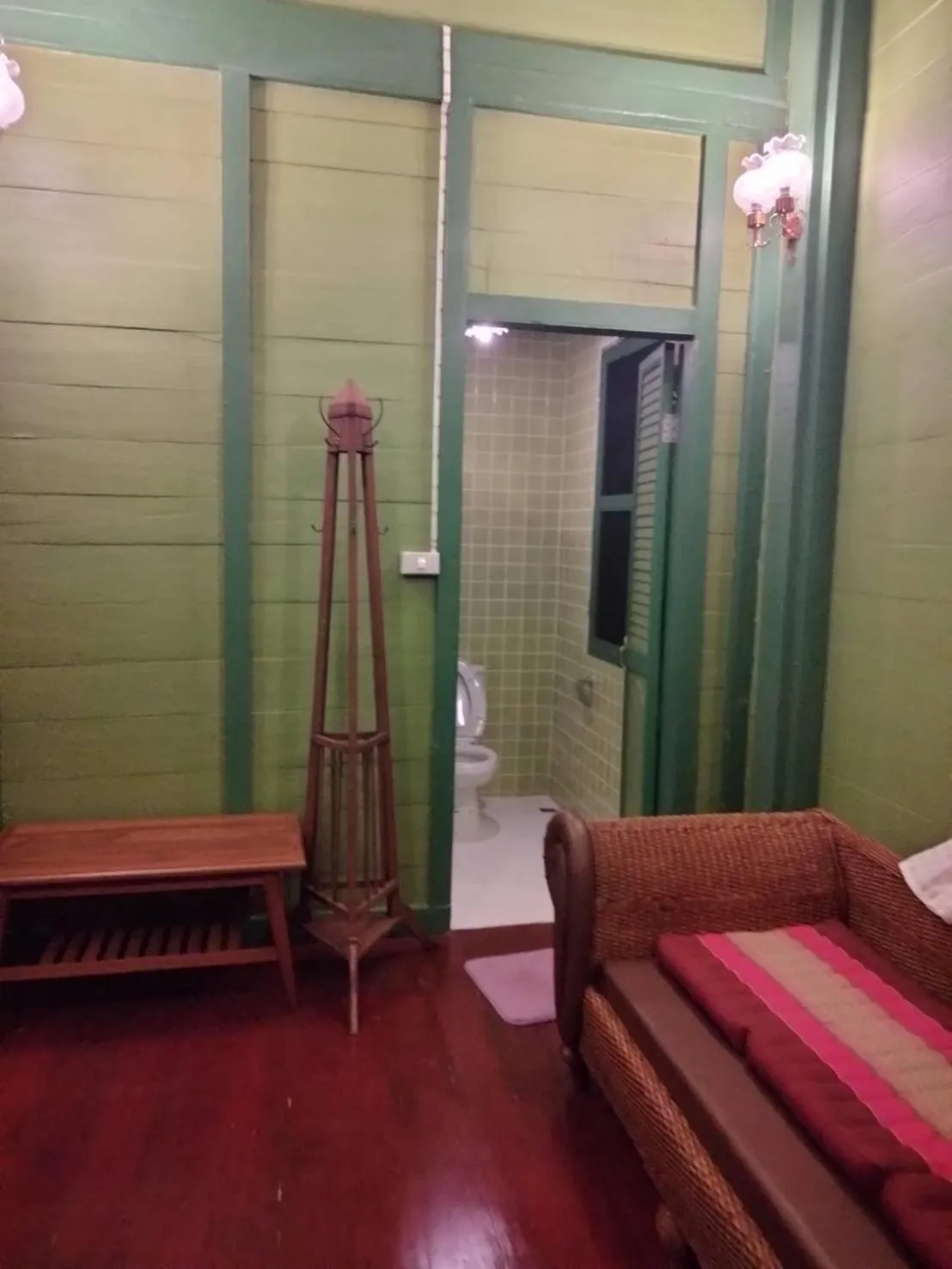 Photo of the whole room in Phaluai Villa