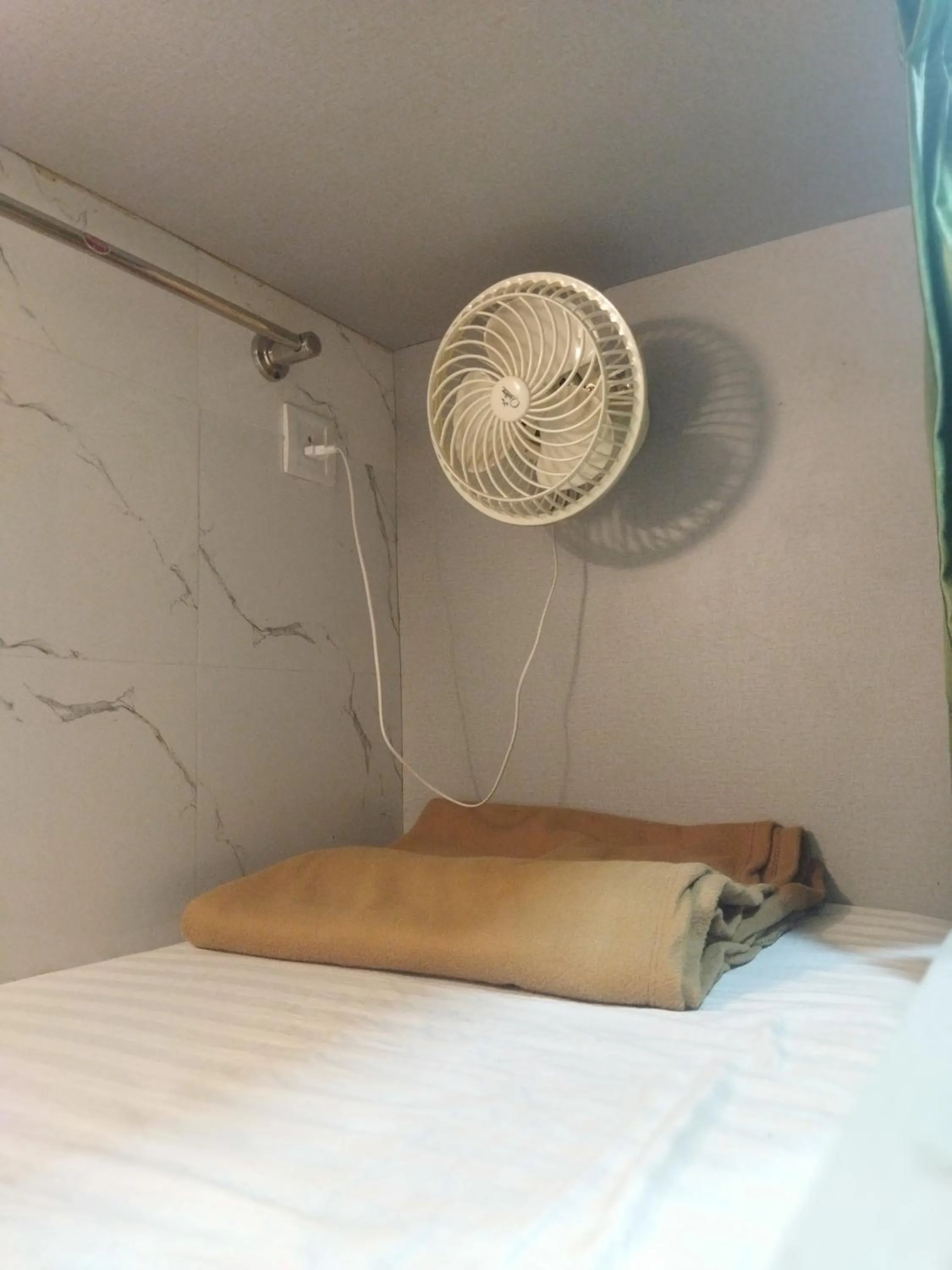 Bed in Noor Dormitory Sakinaka