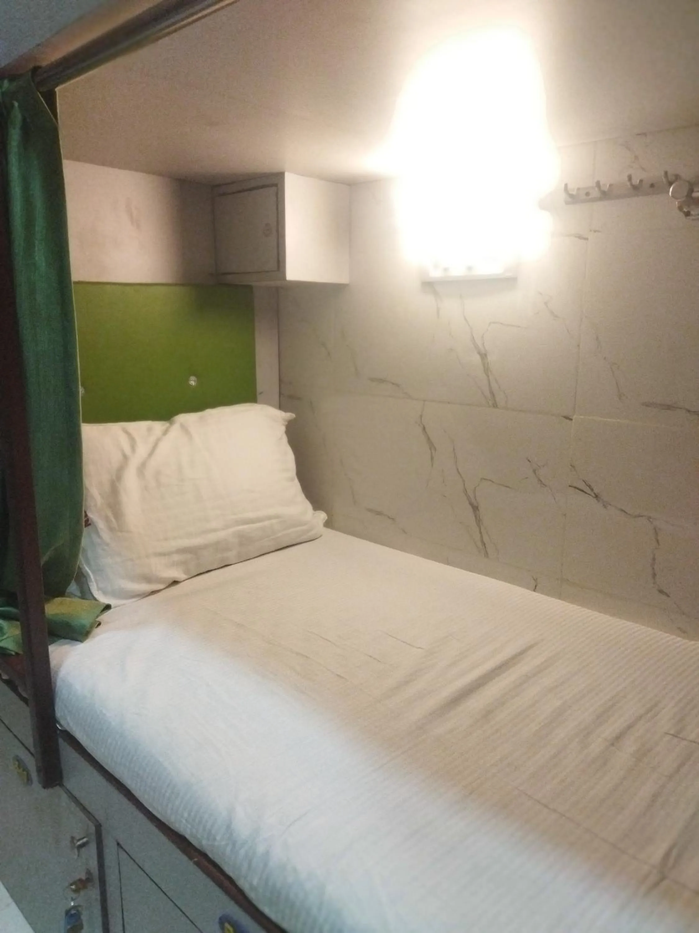 Bed in Noor Dormitory Sakinaka