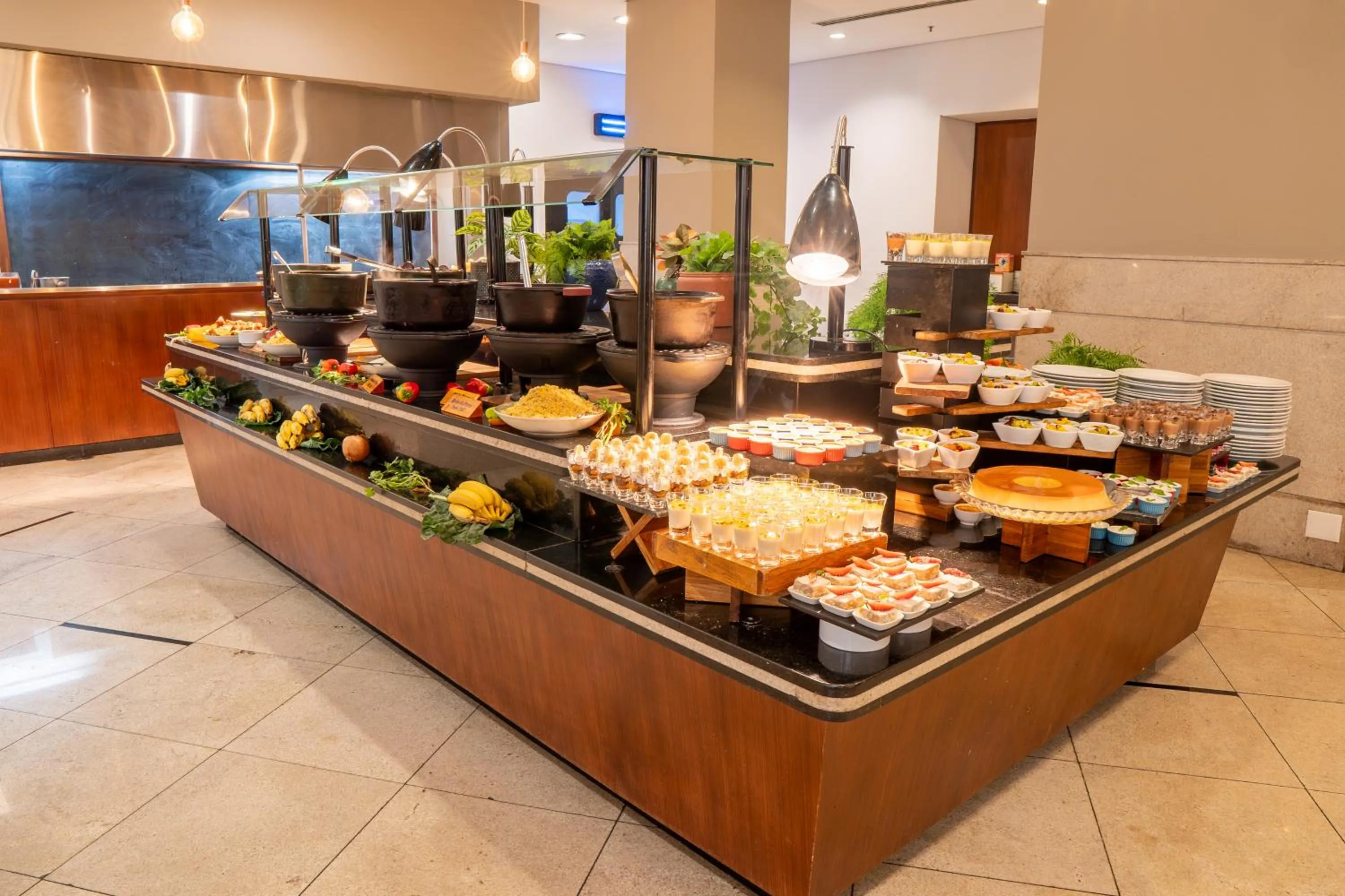 Restaurant/places to eat in Hotel Nacional Inn Jaragua Sao Paulo