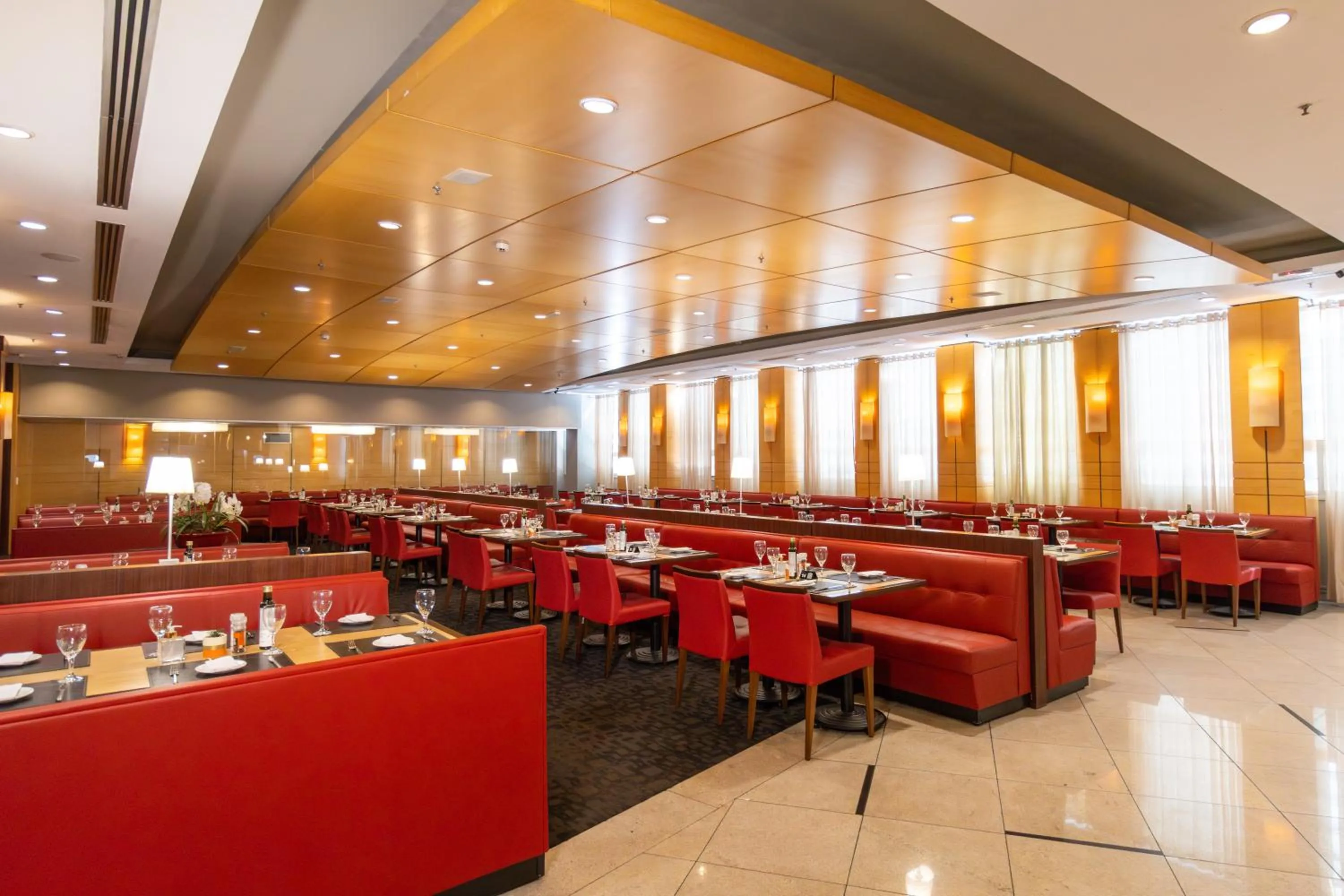 Restaurant/places to eat in Hotel Nacional Inn Jaragua Sao Paulo