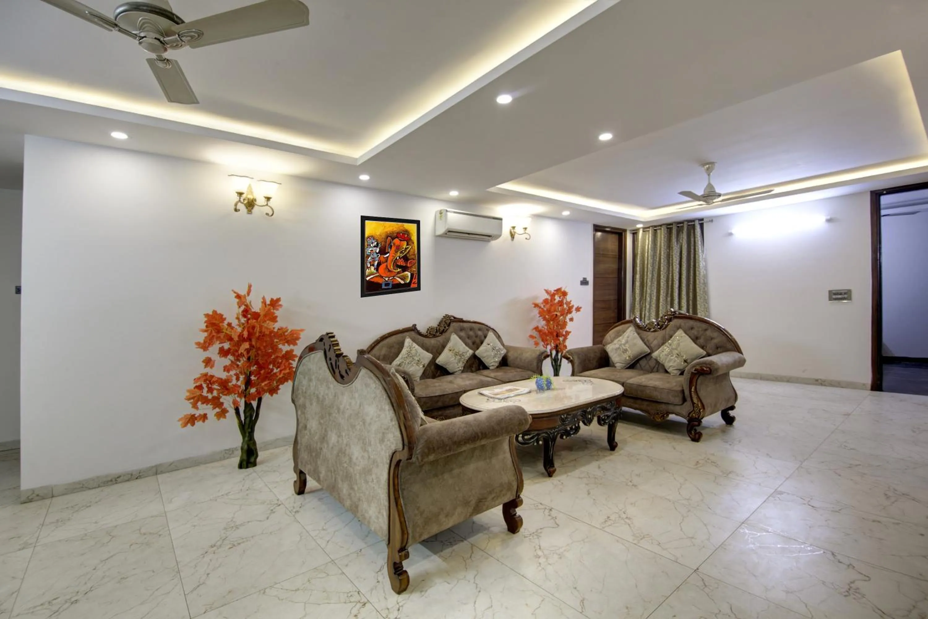 Seating area in SONESTA LUXURY APARTMENT