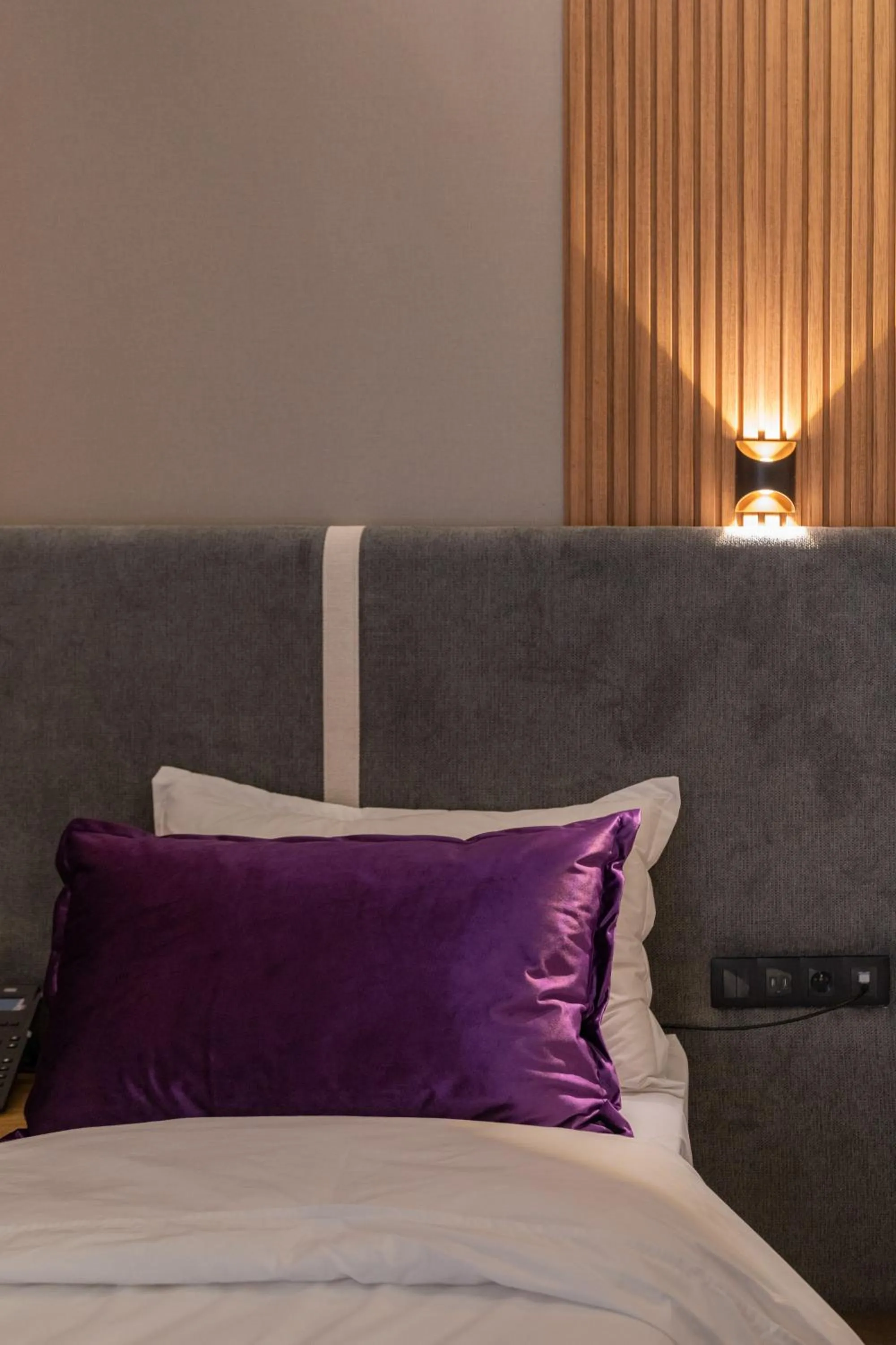 Bed in Appart Hôtel Rambla