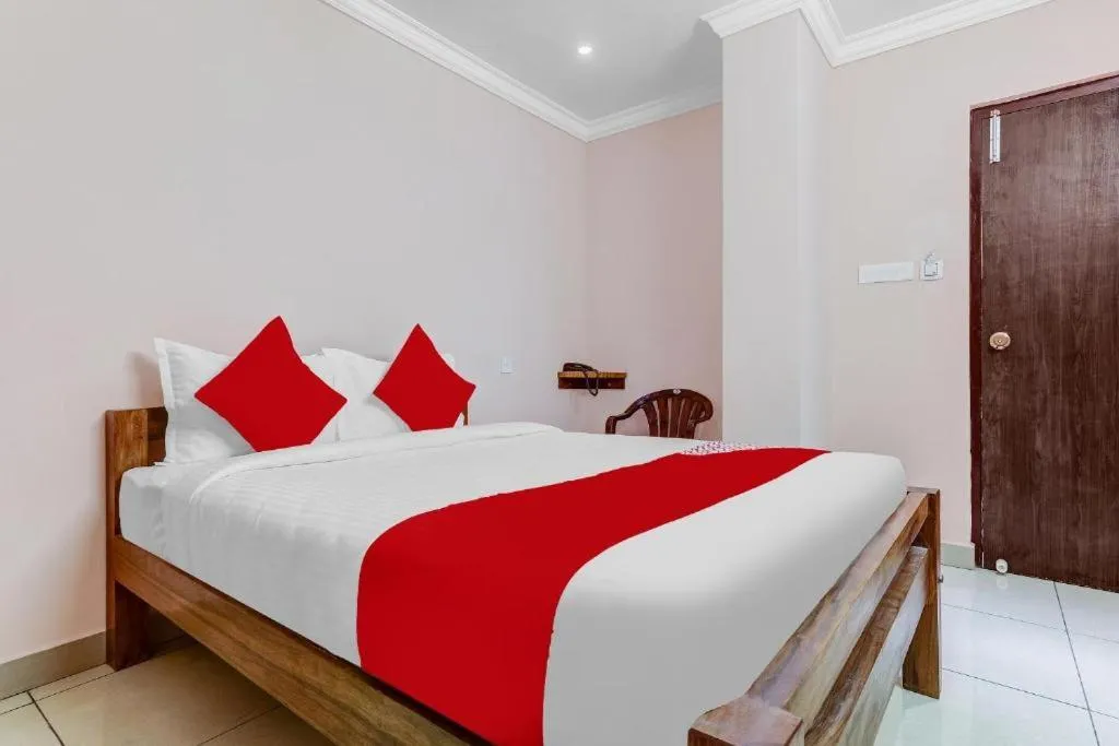 Photo of the whole room in PN SAMY INN