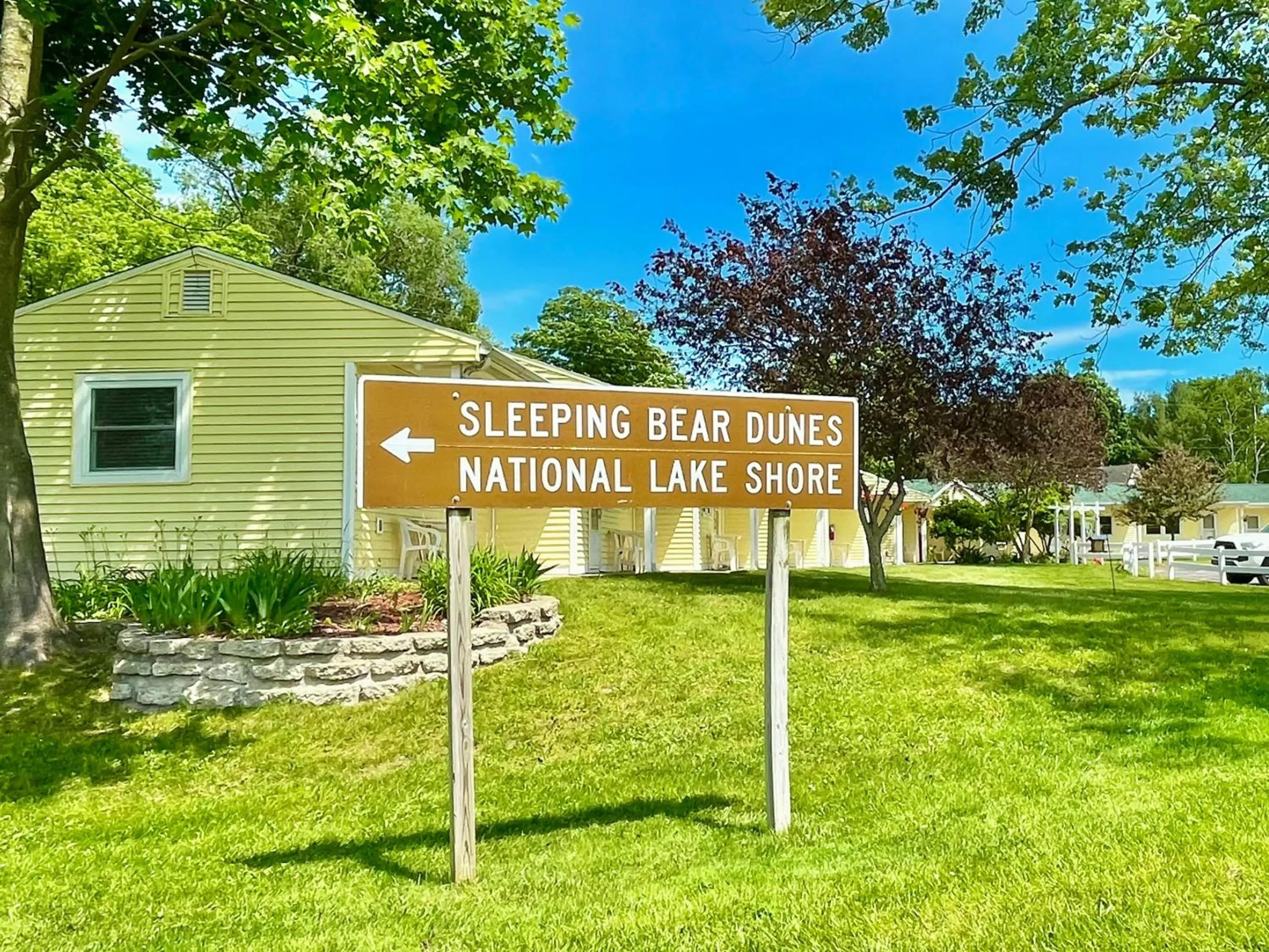 Property building in Honor Motel