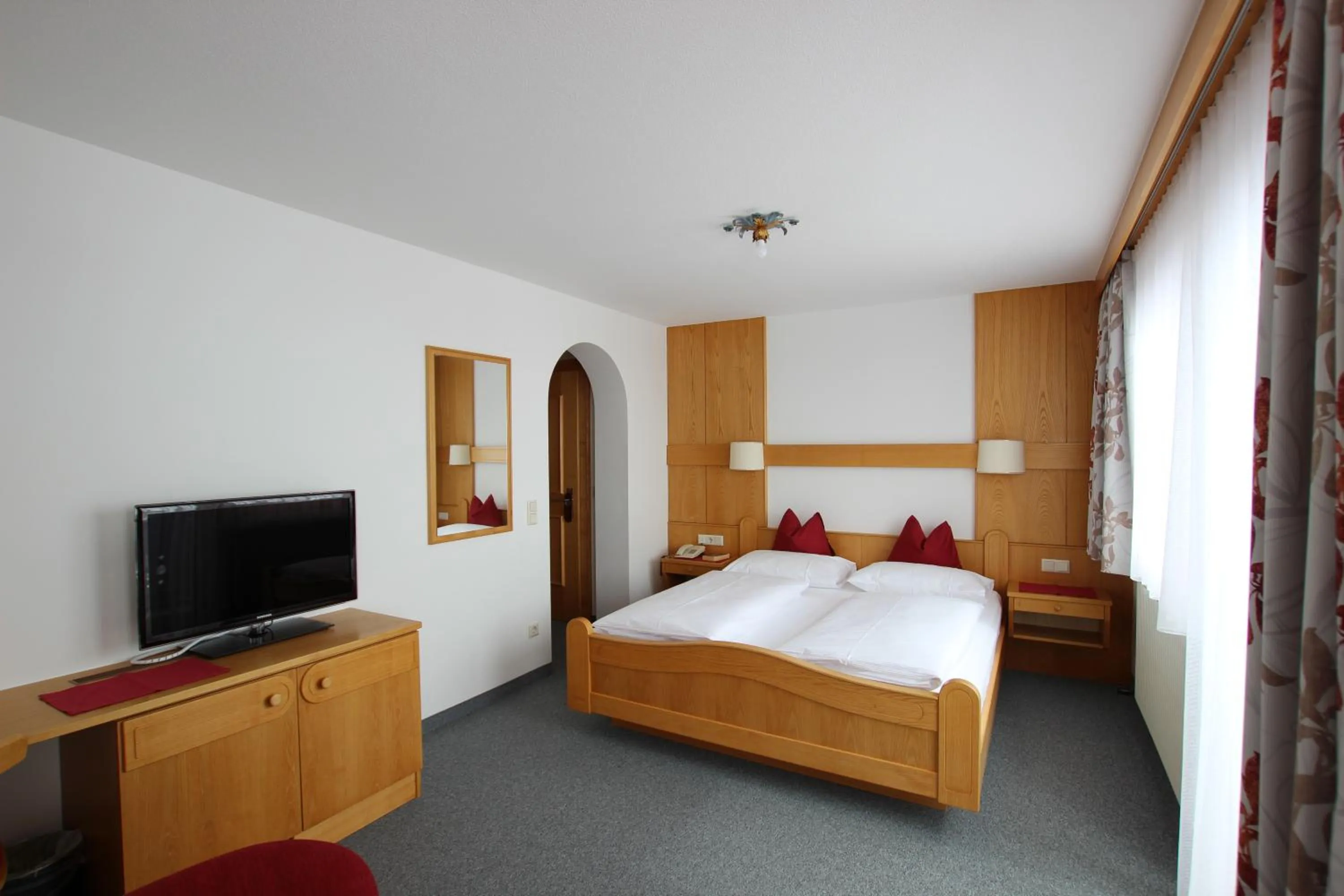 Photo of the whole room, Bed in Hotel Garni Bel-Ami