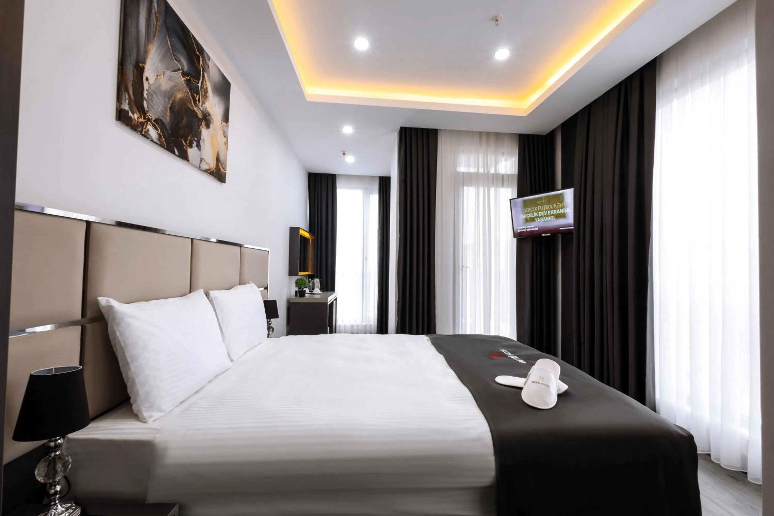 Bed in Meyzi Hotel