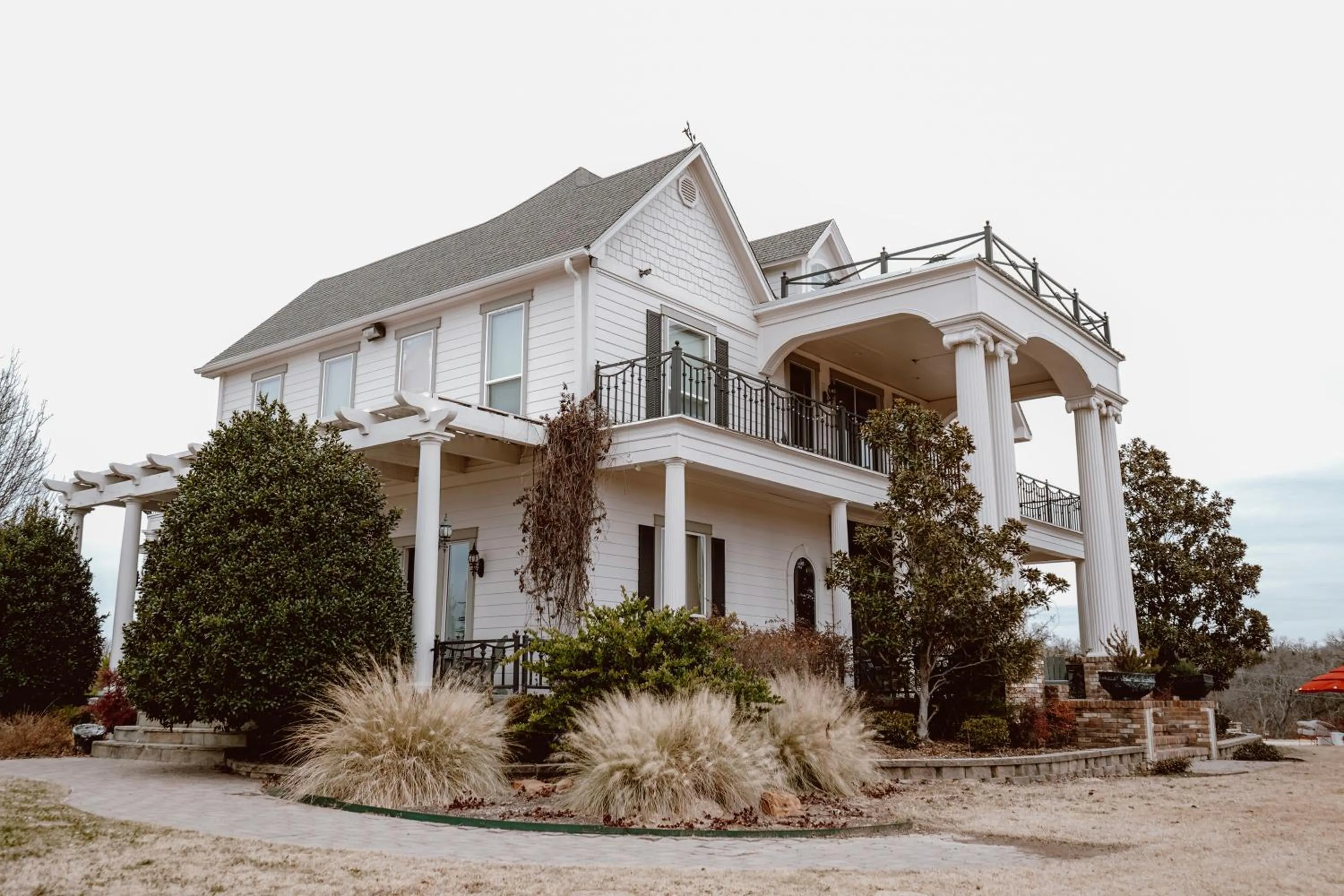 Queen Room with Garden View - single occupancy in Tara Vineyard & Winery Estate