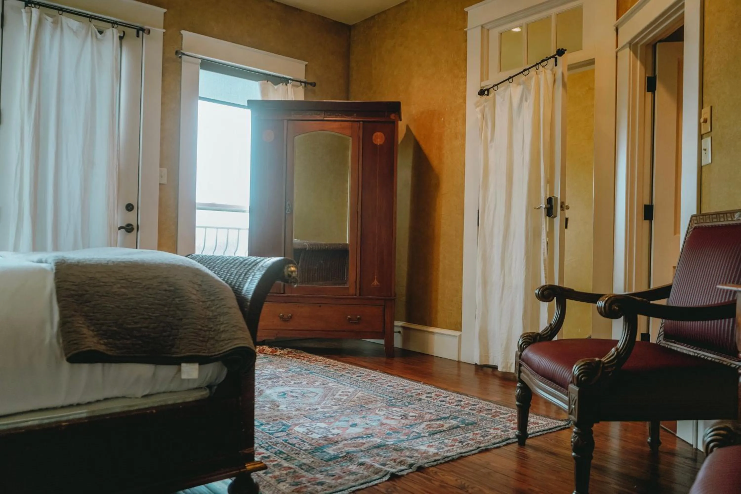 King Room with Balcony in Tara Vineyard & Winery Estate