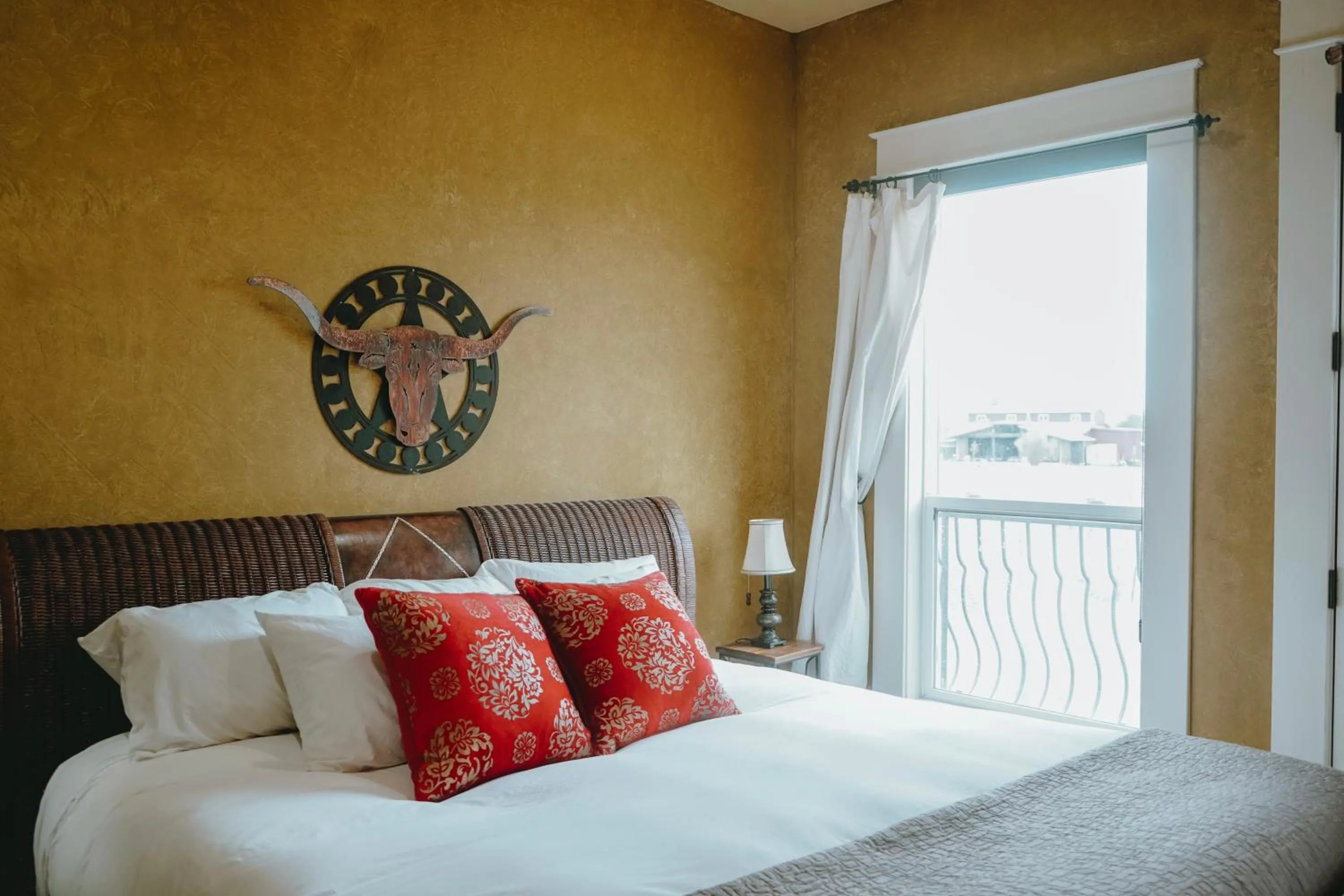 King Room with Balcony in Tara Vineyard & Winery Estate