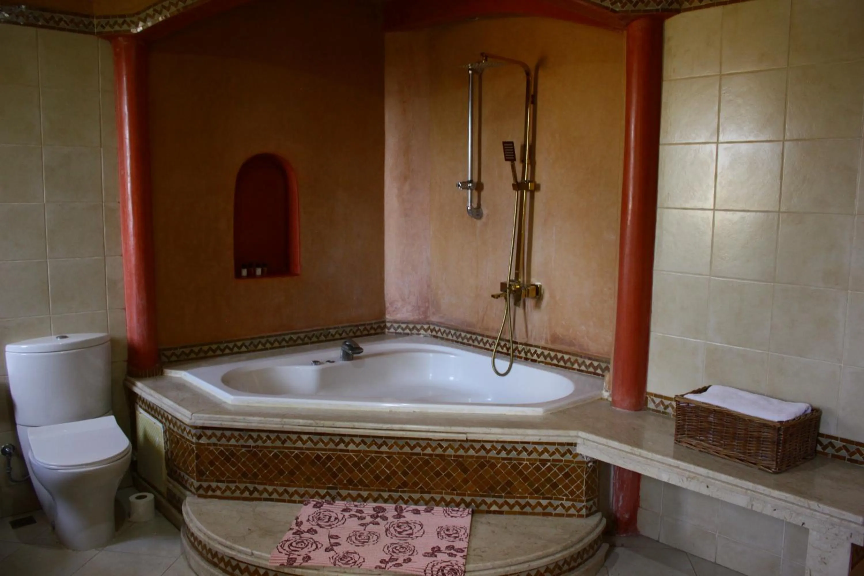 Bathroom in Riad Noumidya