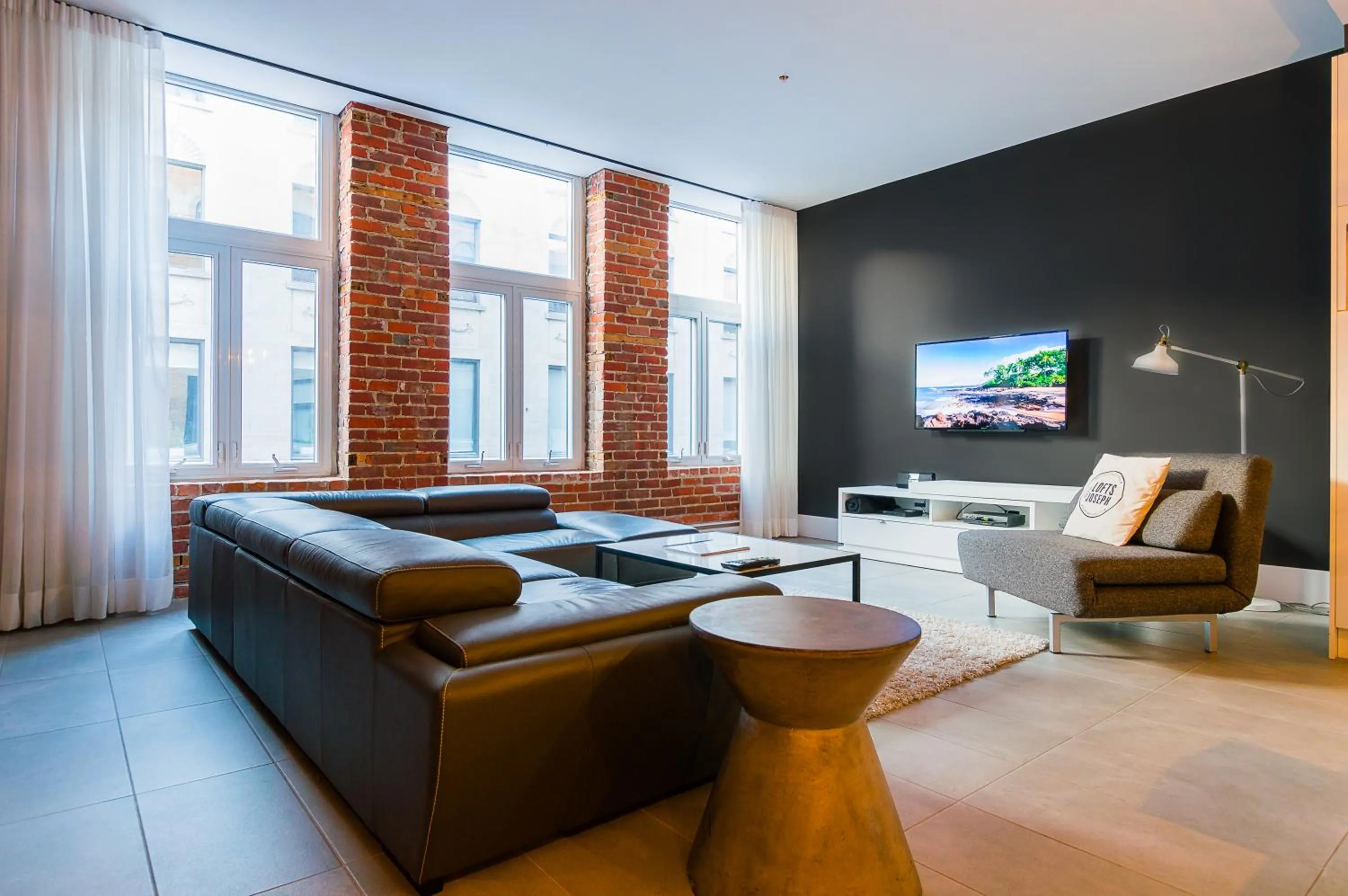 TV and multimedia in Les Lofts St-Joseph - Par Les Lofts Vieux-Québec