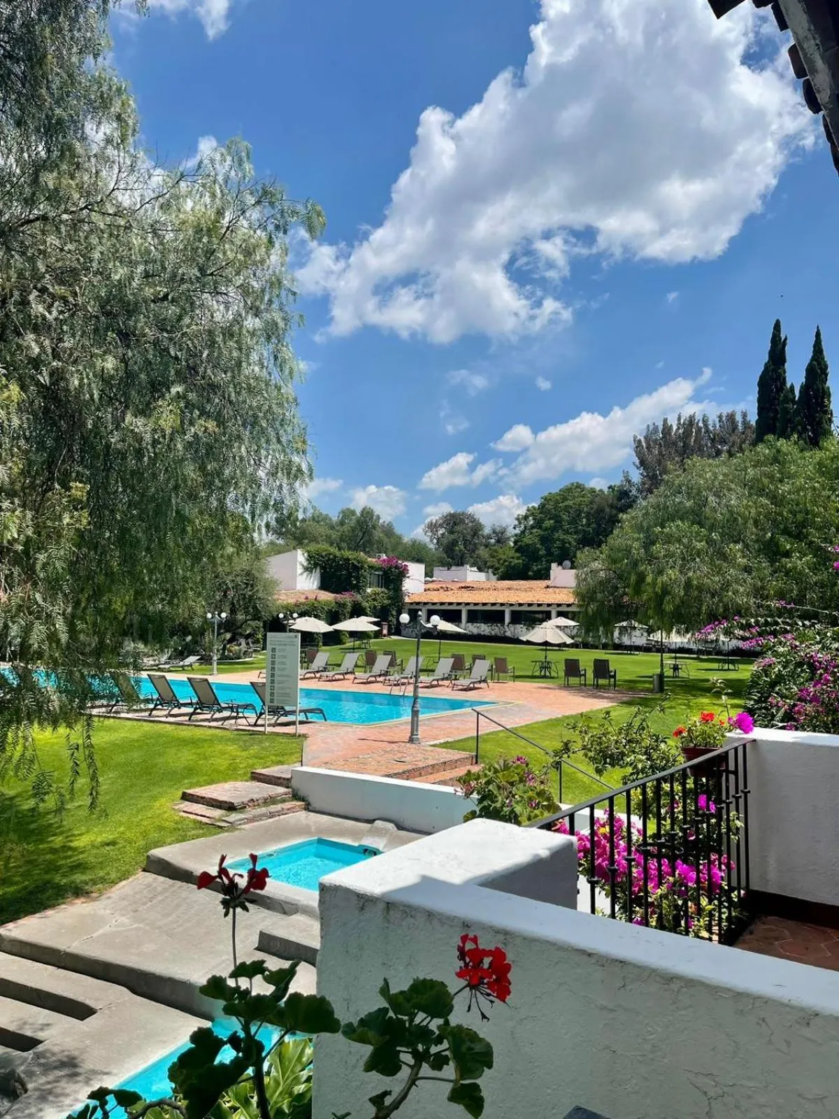 Swimming pool in Hotel Hacienda Taboada (Aguas Termales)