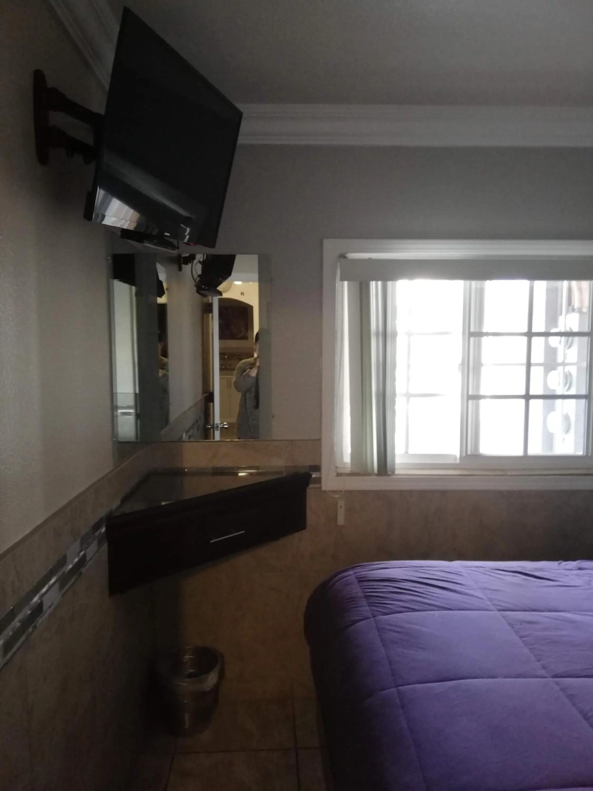 Bedroom, Bed in Suites Leon Rojo