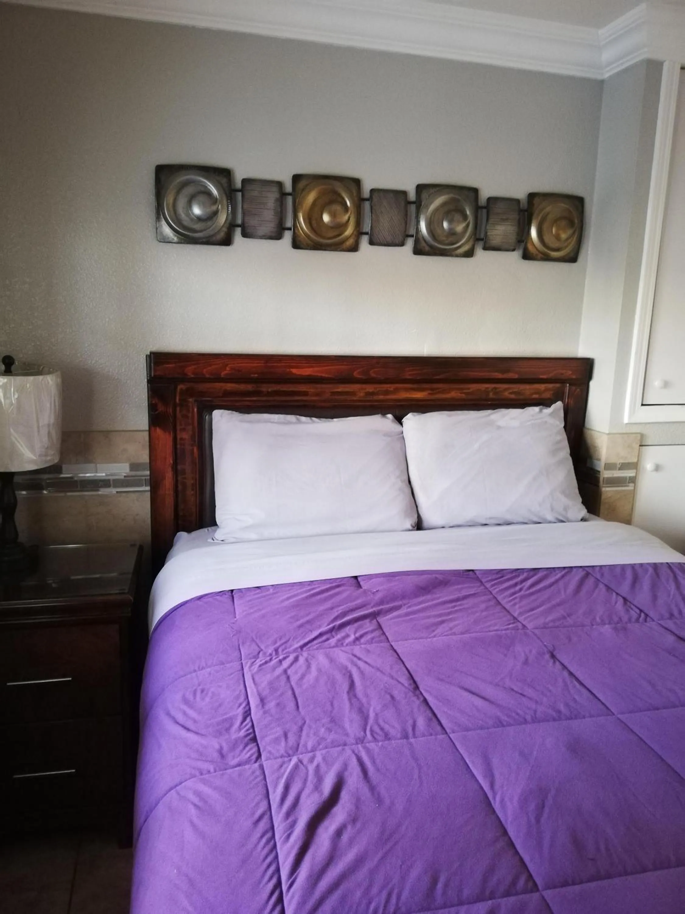 Bed in Suites Leon Rojo