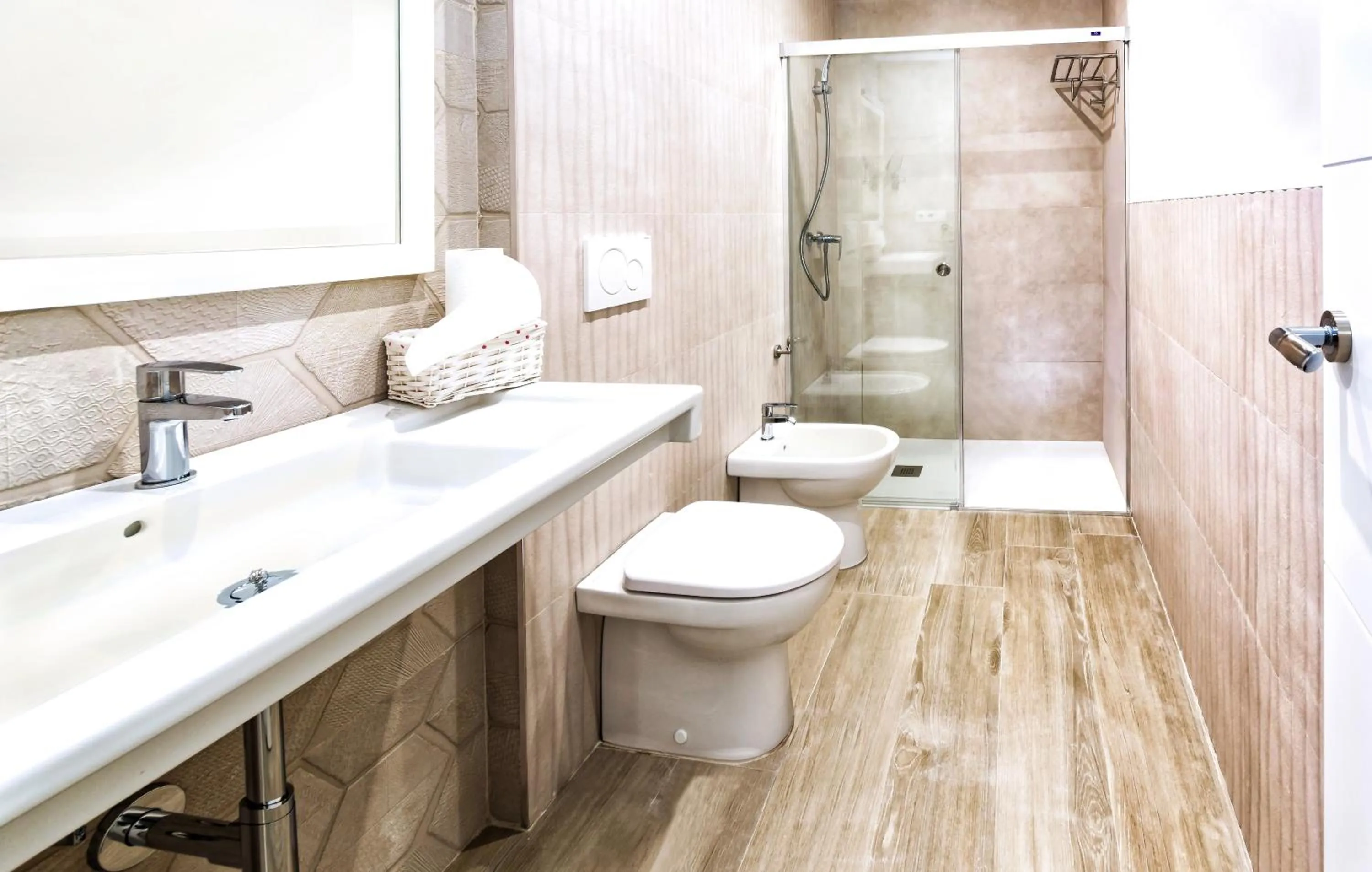 Bathroom in Apartamentos Perla Marina