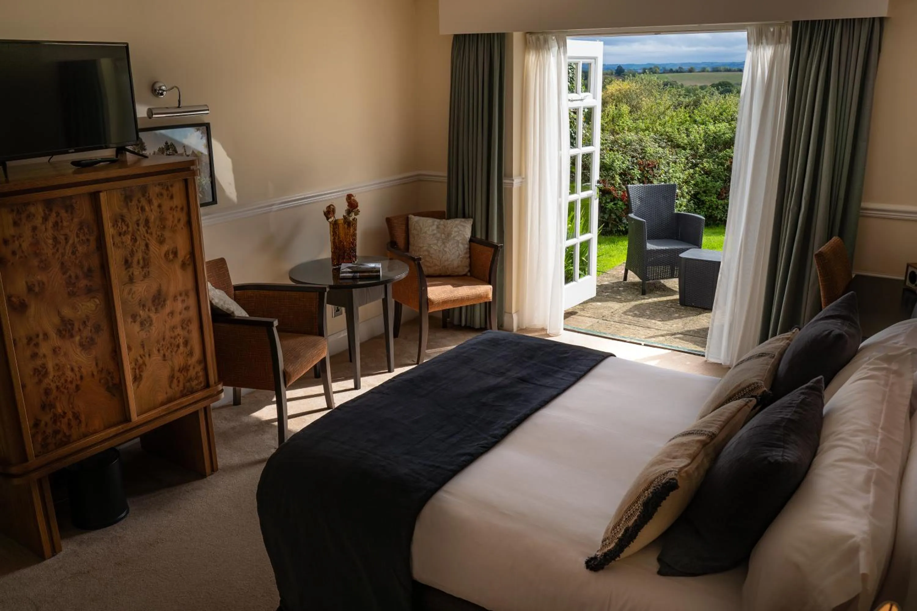 Bed in Charingworth Manor