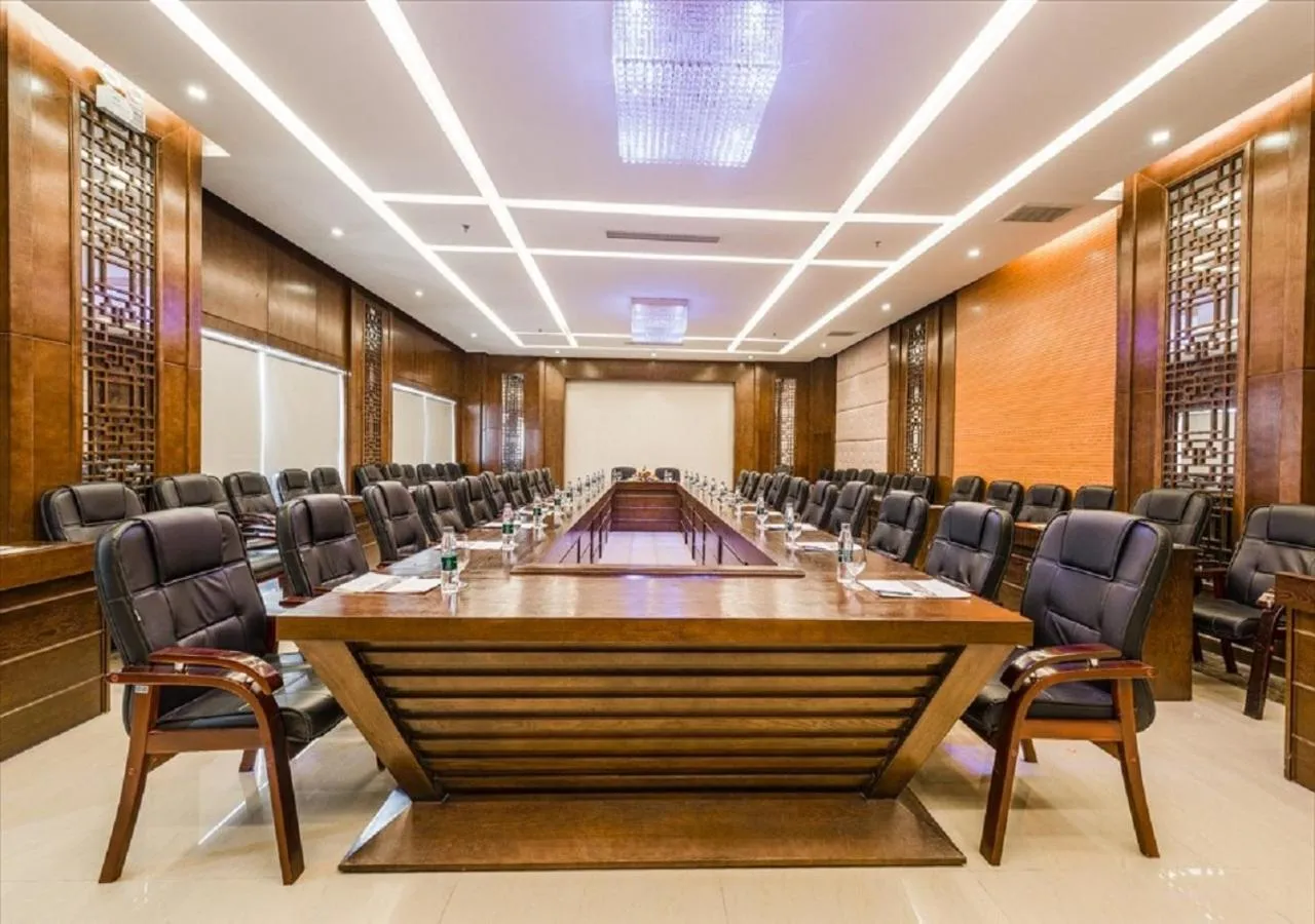Meeting/conference room in Muong Thanh Grand Ha Tinh Hotel