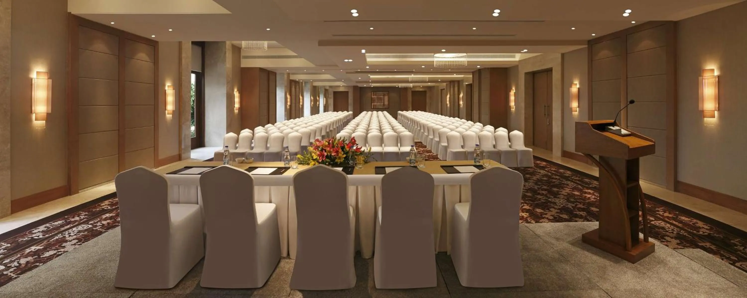 Meeting/conference room in DoubleTree by Hilton Agra